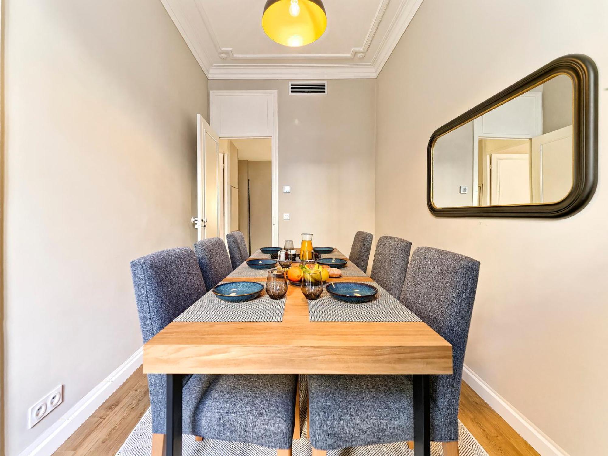 Luxury Homeplace In Center * Nice