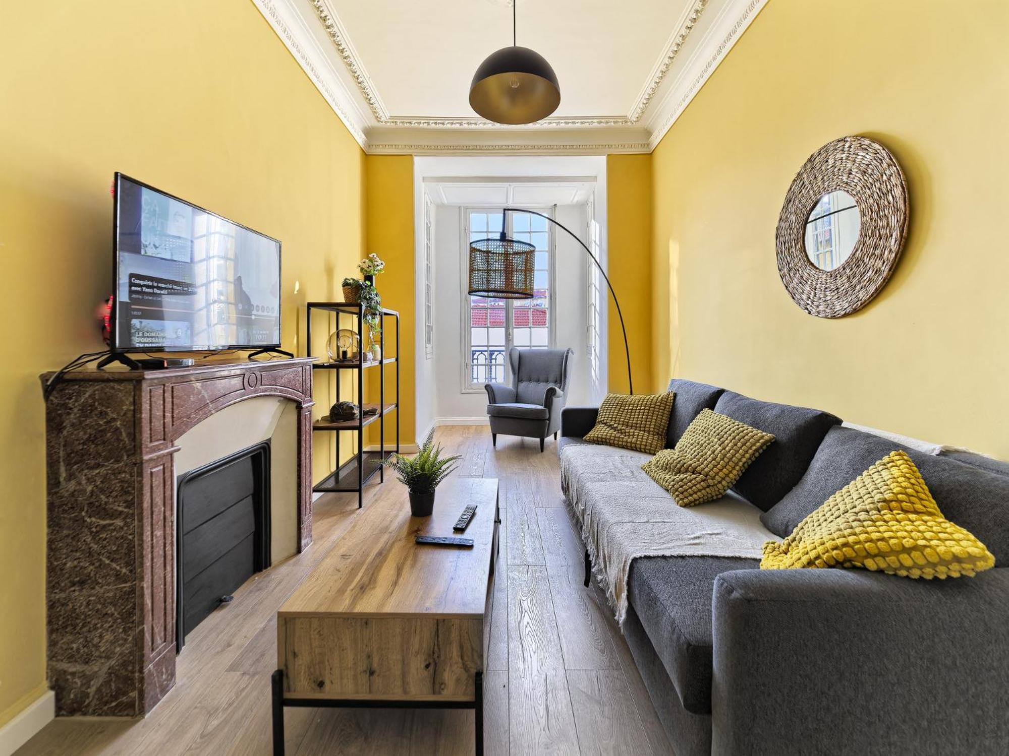 Luxury Homeplace In Center Nice