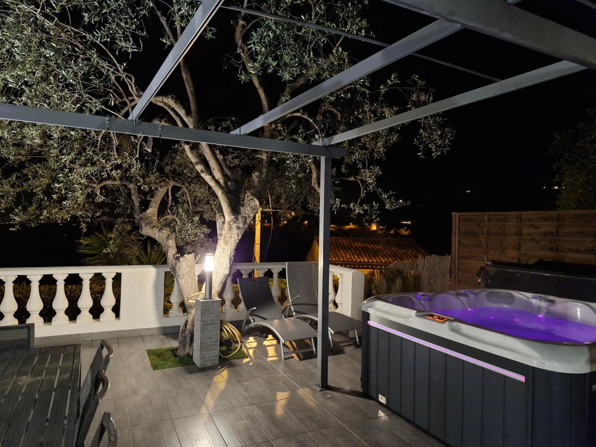 Vue Mer, Terrasse Et Villa Nice