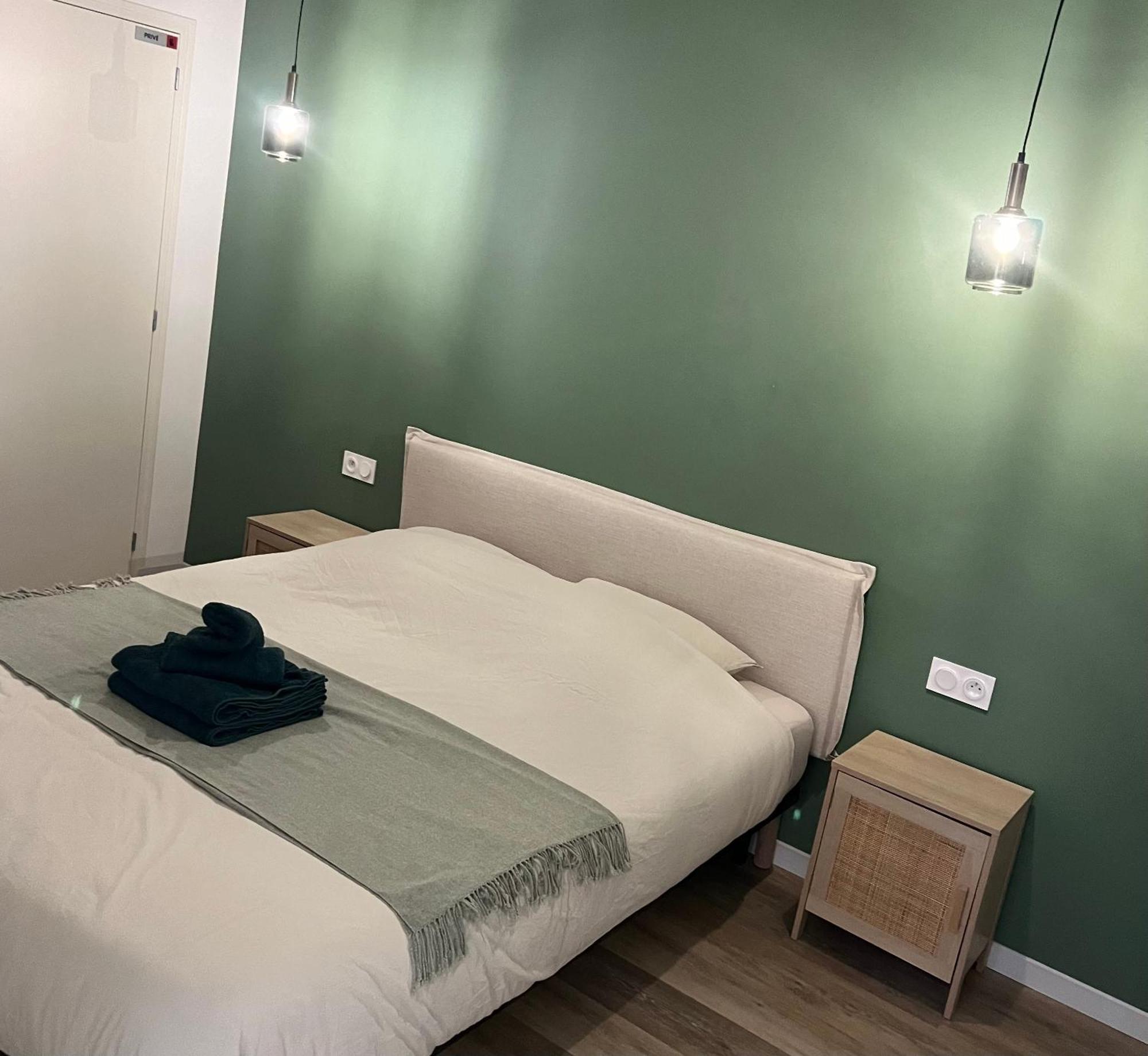 3 Pieces A Apartment Nice