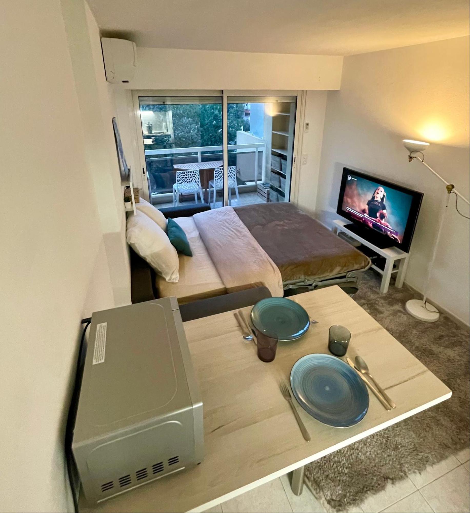 Apartment Hollydays, St Antoine Nice