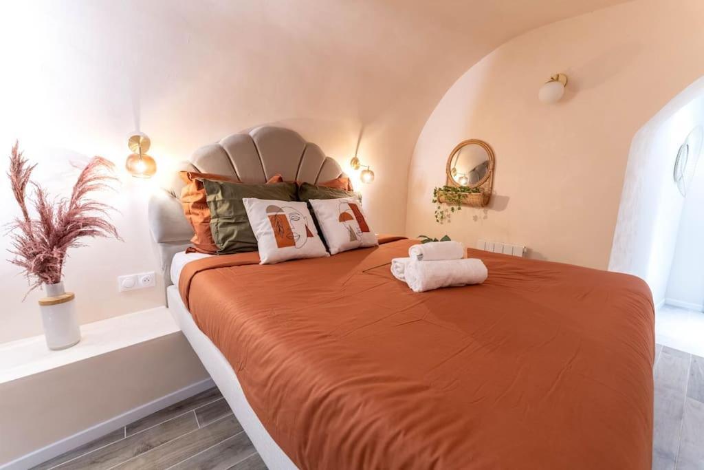 Apartment Avec 2 Jacuzzi Balneo, Parking *