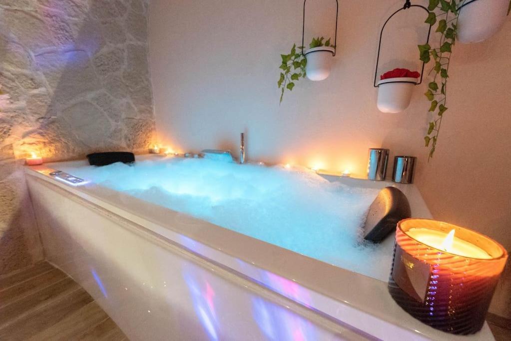 Apartamento Avec 2 Jacuzzi Balneo, Parking Nice