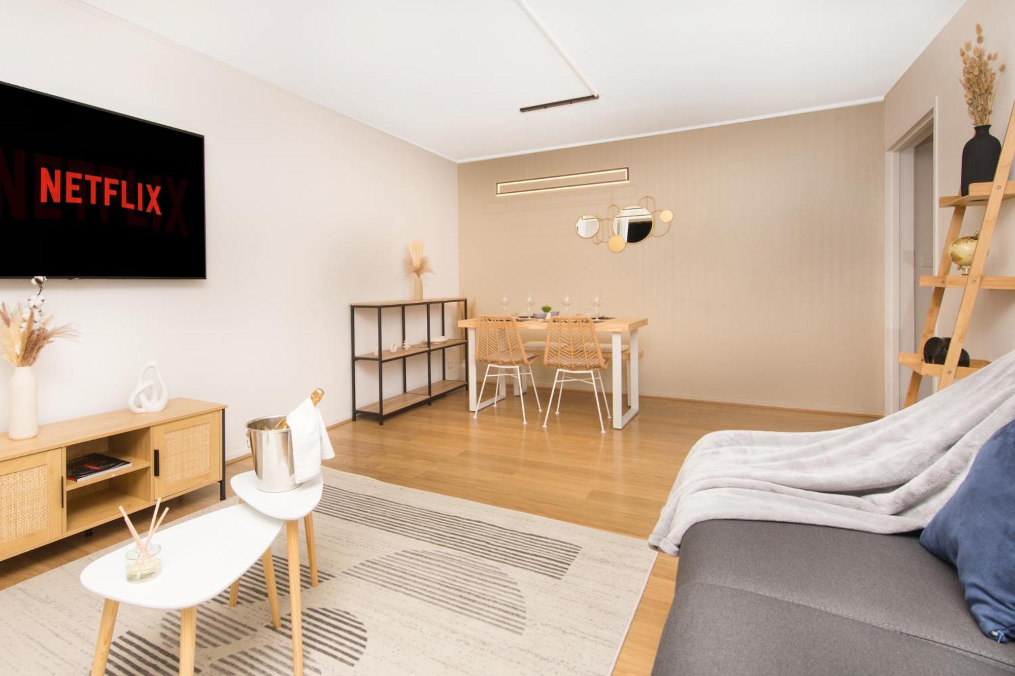 Appartement Renove - Terrasse - Parking - Bm Nice