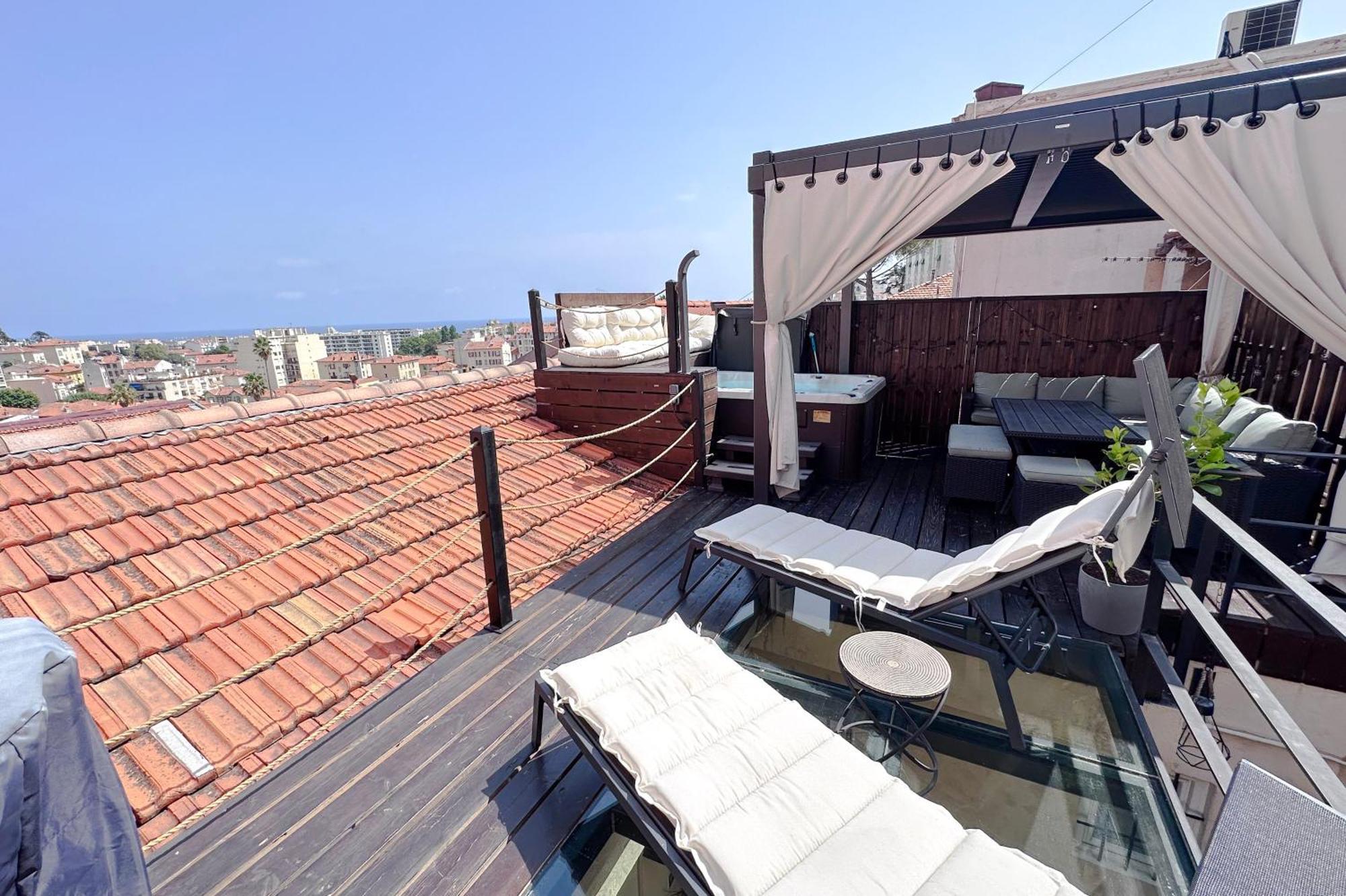 Bellet - Rooftop, Jacuzzi Et Vue Imprenable Sur Et Apartamento Nice