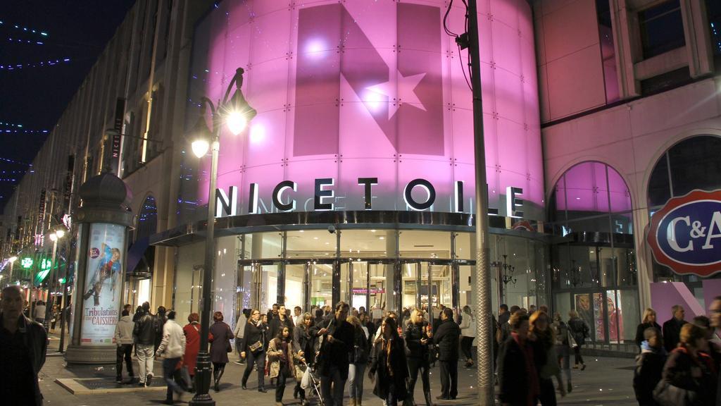 Renting - Paganini - New Lovely Cosy Flat In Heart Of Apartment *