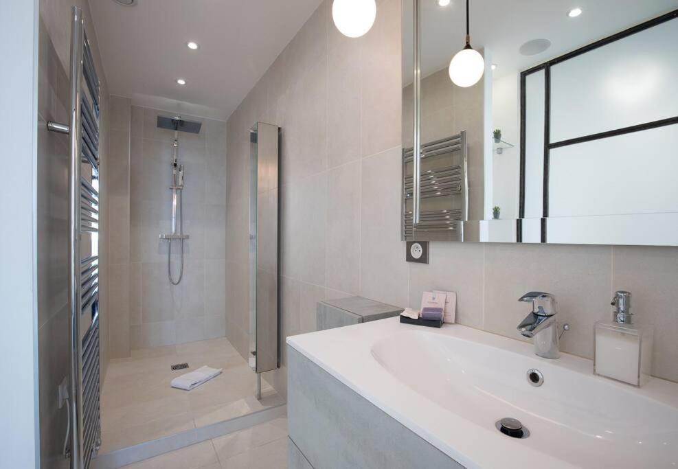 Etat Unis 93 Indigo - Amazing Sea View Aprt With Ac *