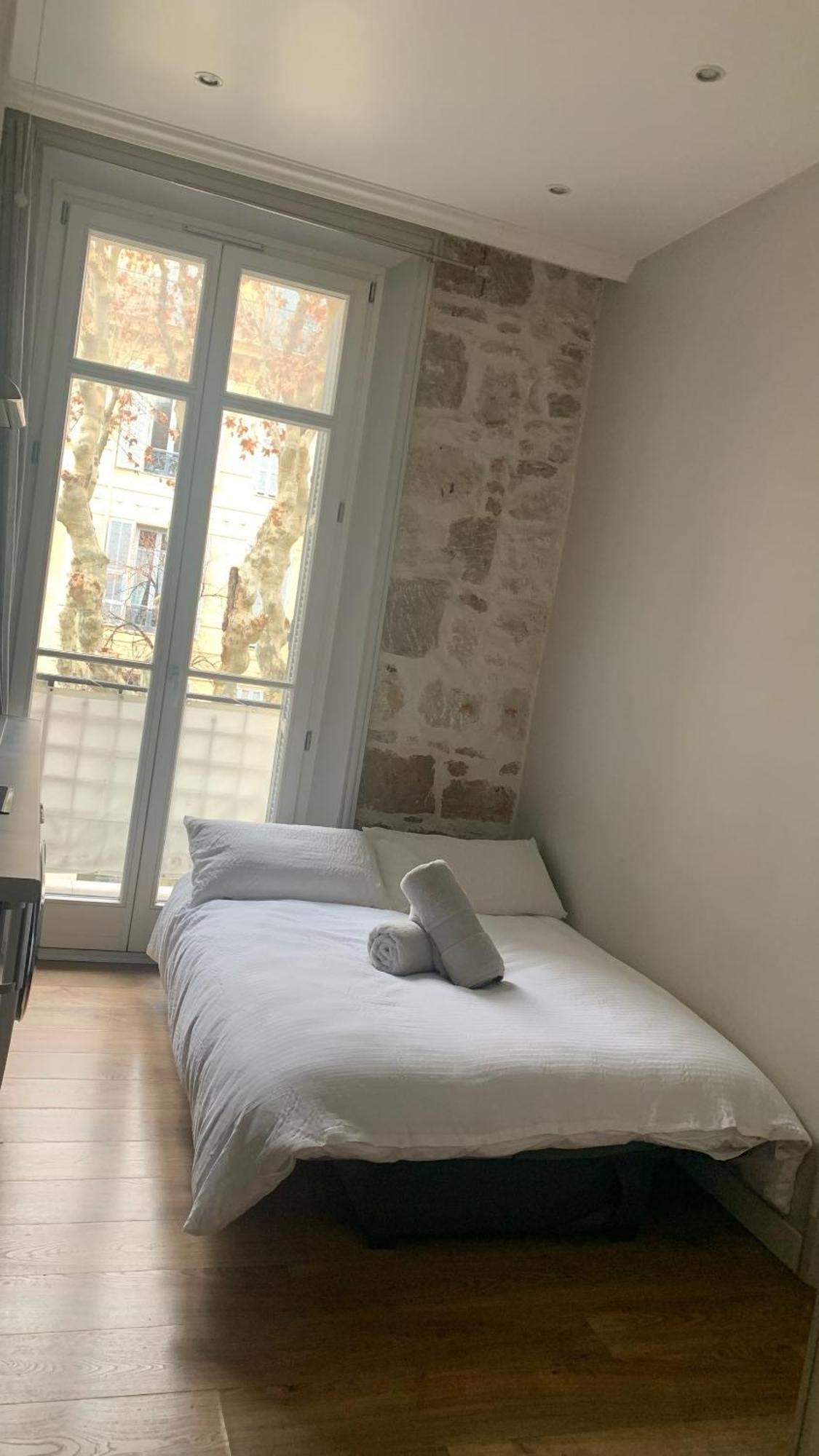 Apartment Meuble 1 Piece *