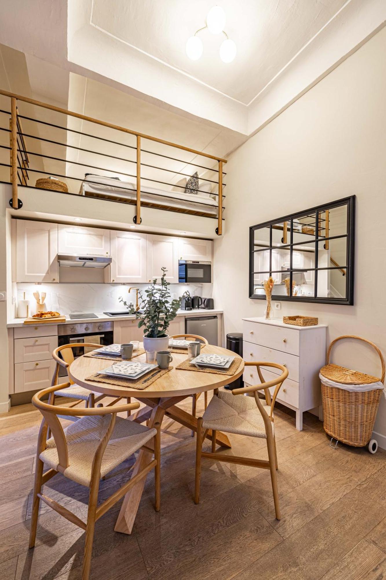 New!chic Oasis Apt, Heart Of Nice, Family Friendly, Walking To The Beach!