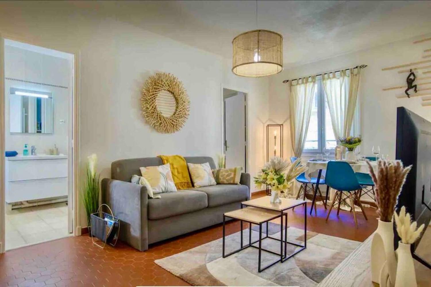 Apartment Cosy, Modern, Fully Equipped, Air Conditioning, Historical, Old Town, 1minute Walk From - 