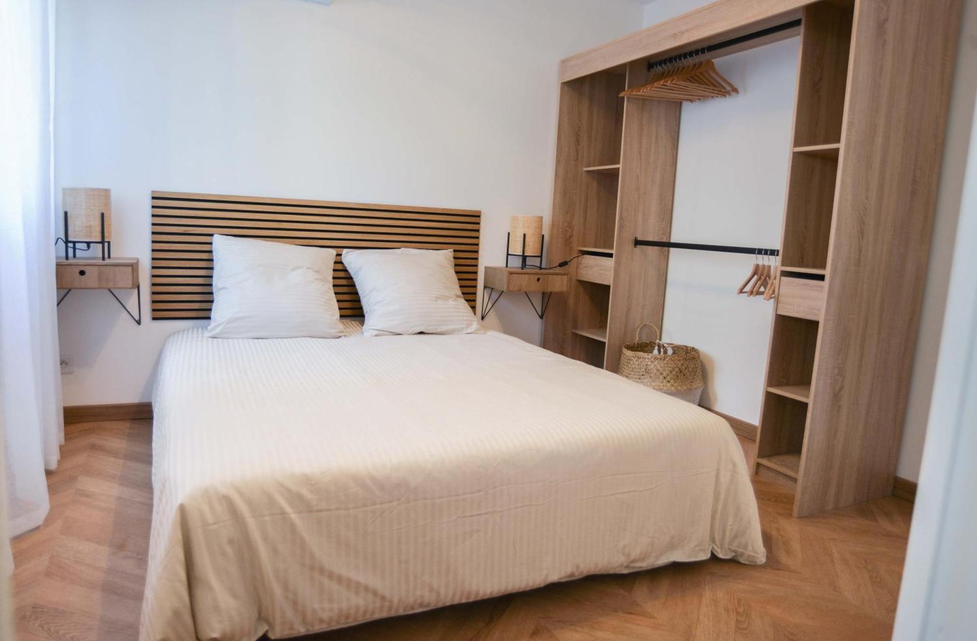 50 M & Tram Superbe Recent Apartment