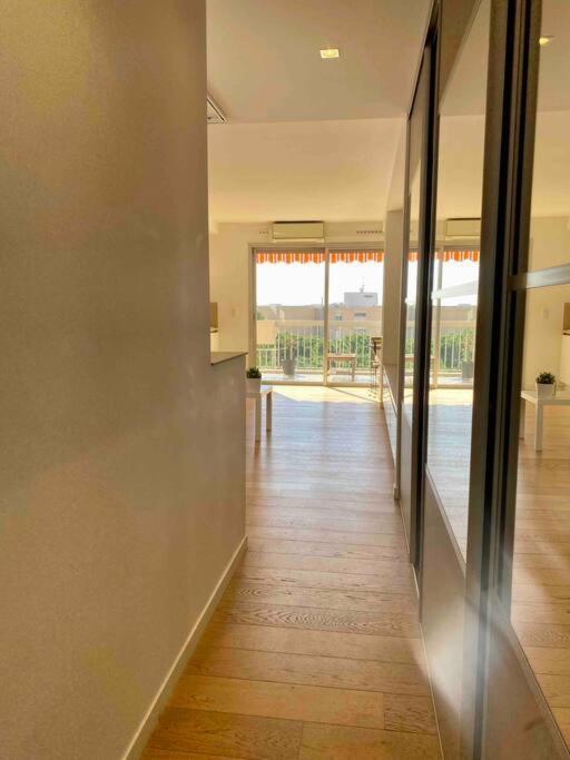 Cocon Ensoleille Avec Parking Gratuit Apartment Nice