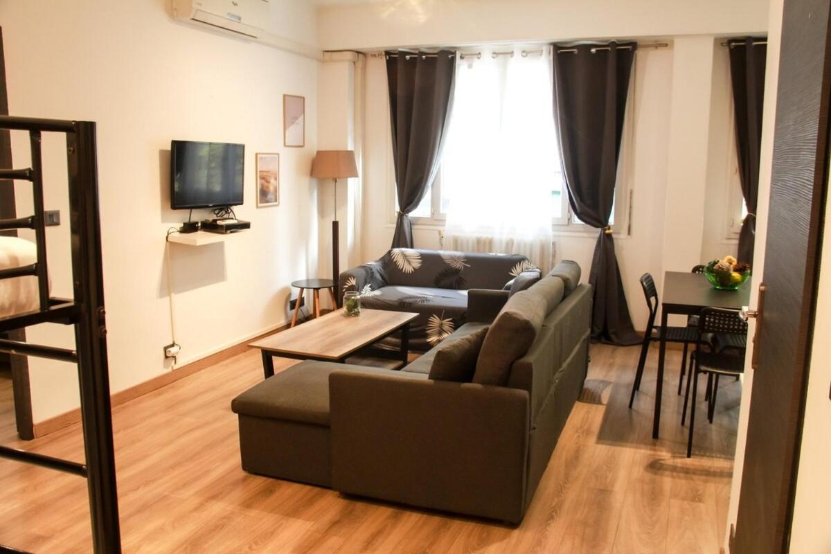 2 Pieces - Centre - Proche Gare Et Plage * Nice