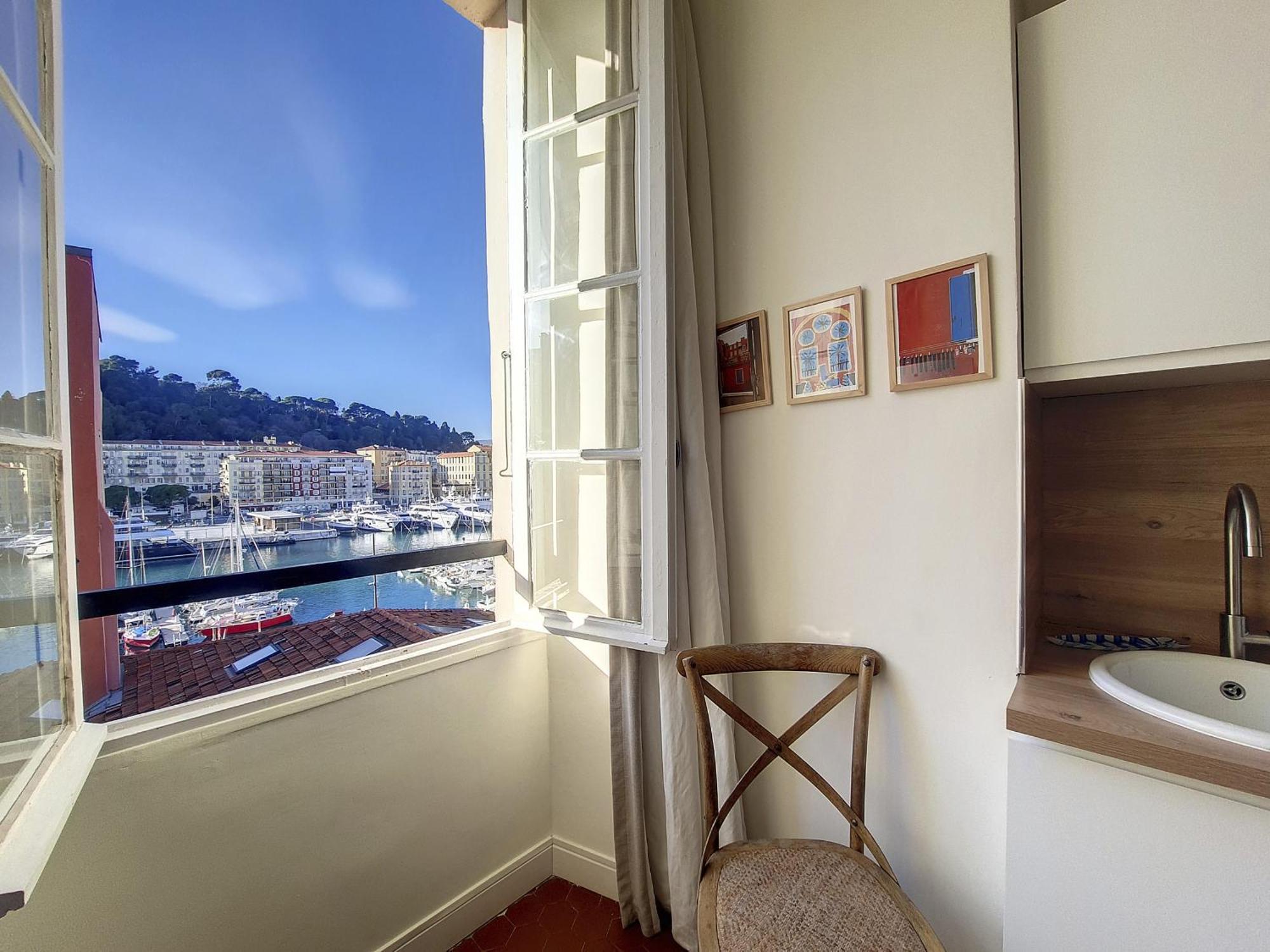 Nestor&jeeves - Reve Bleu - View Port - Balcony *