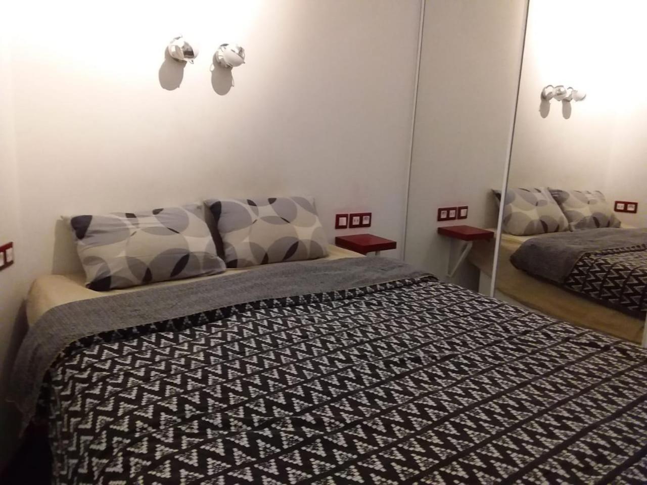 Flamingo Apartment *