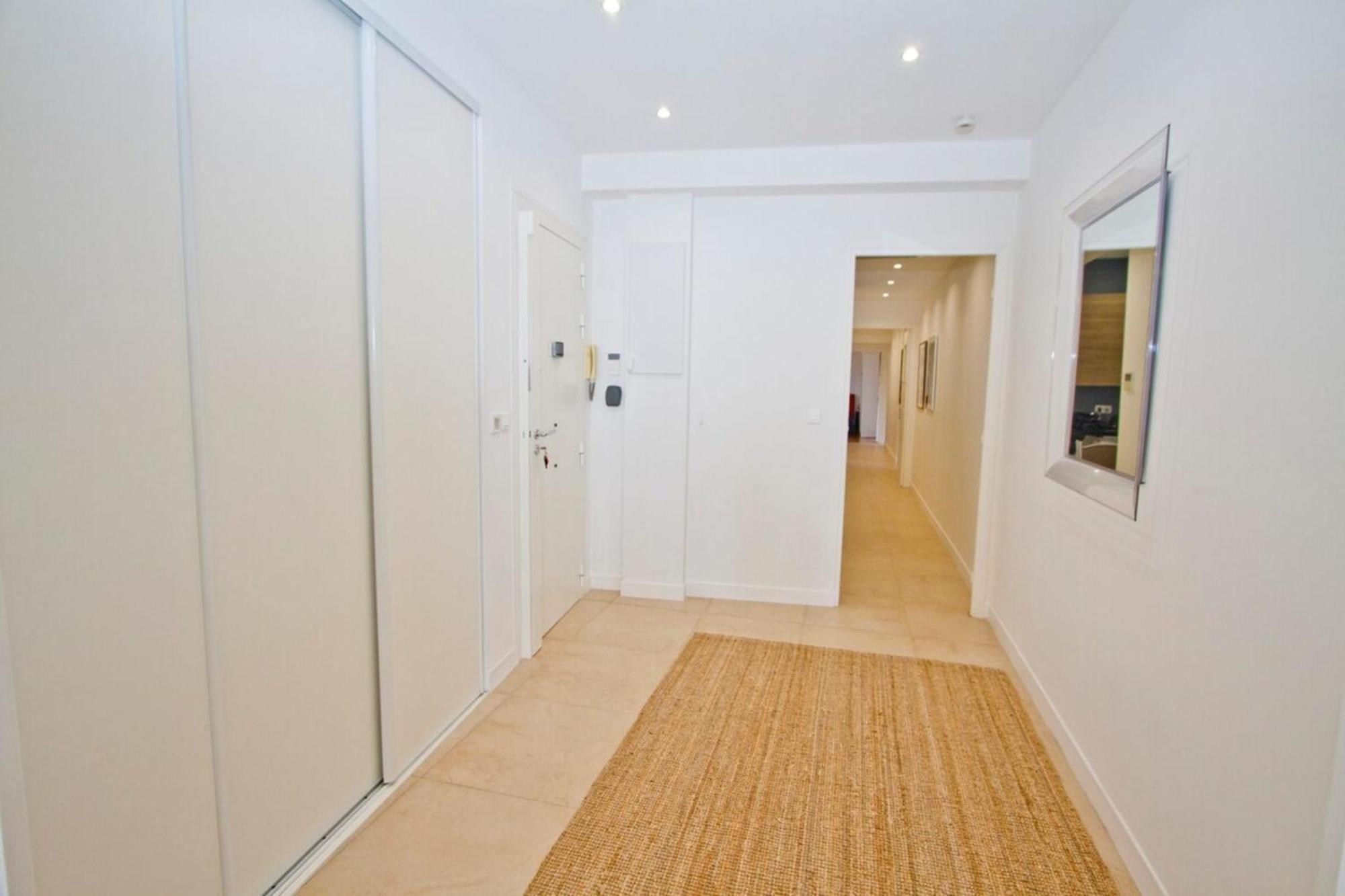 Promenade Des - Sea View 2bdr *