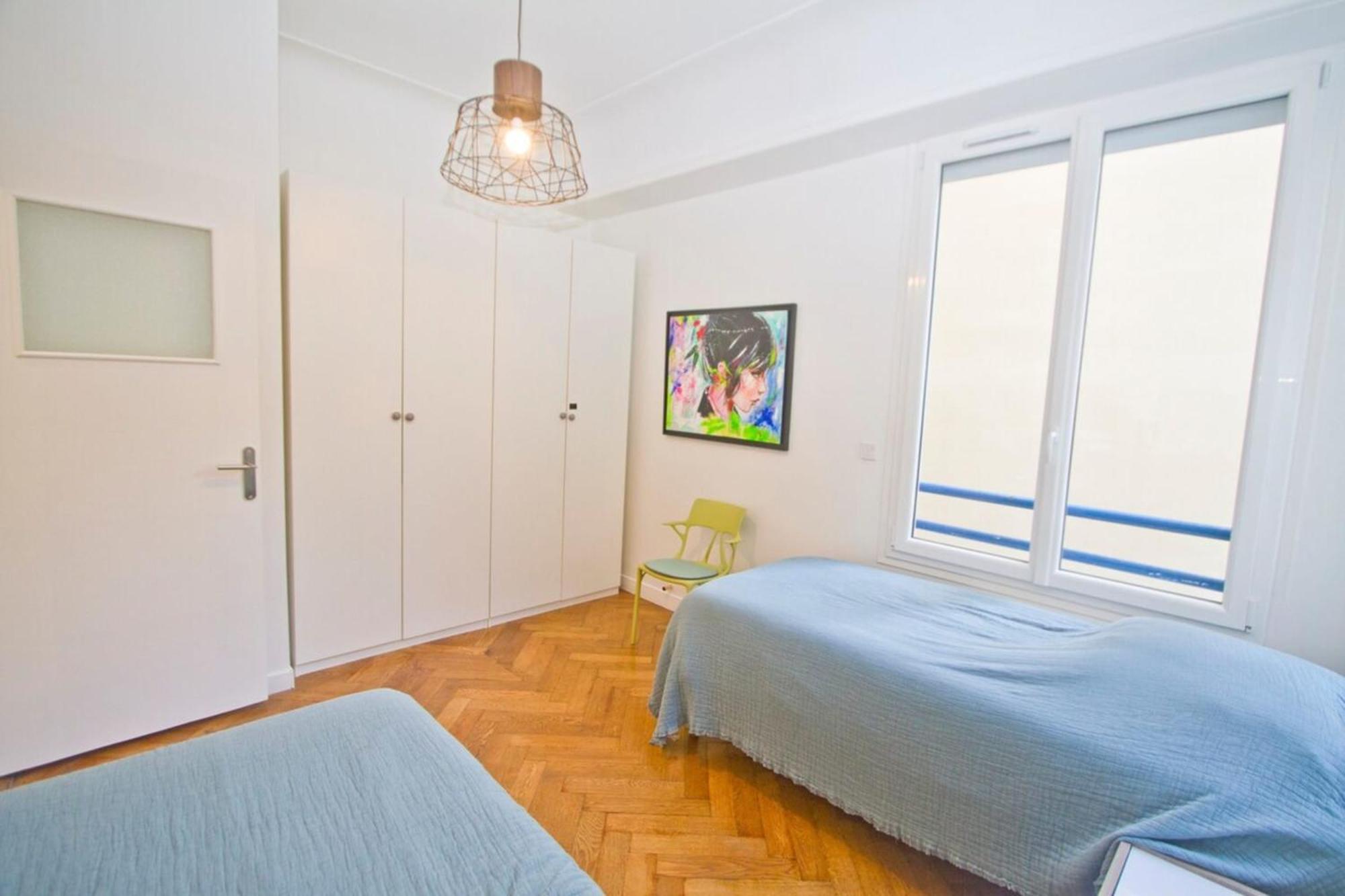 Promenade Des - Sea View 2bdr *