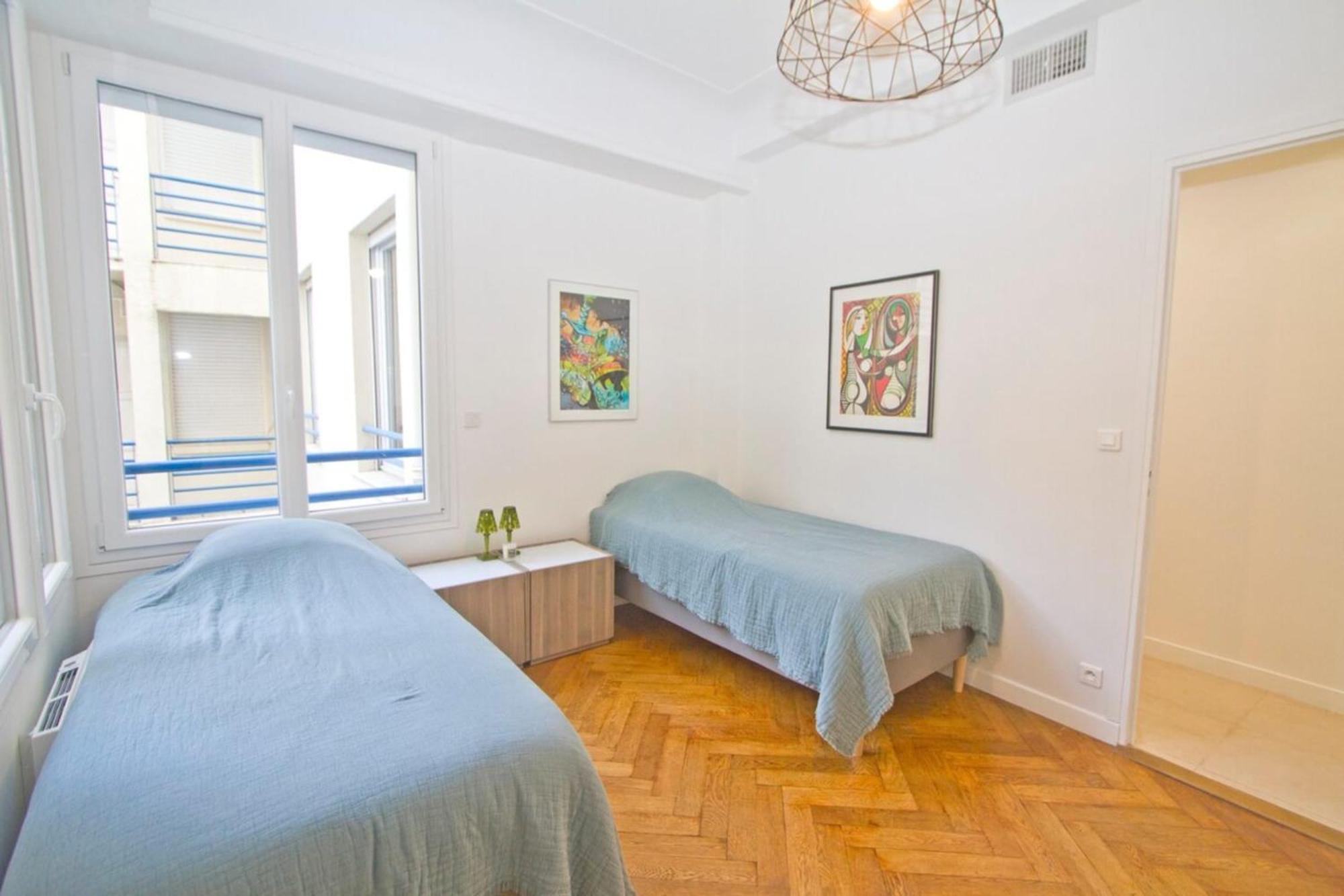 Promenade Des - Sea View 2bdr Holiday home *