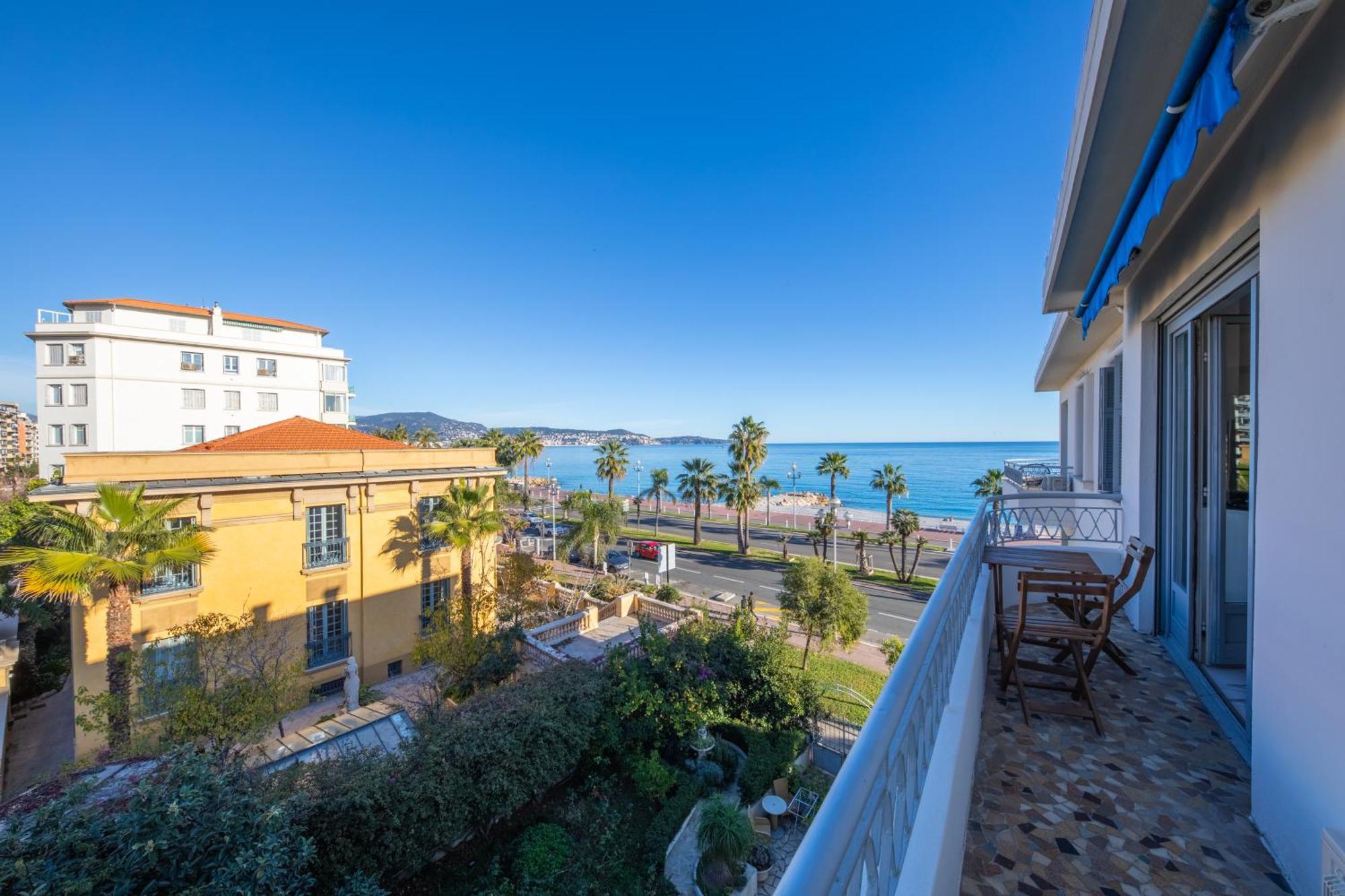 Family Sea View Apartment *
