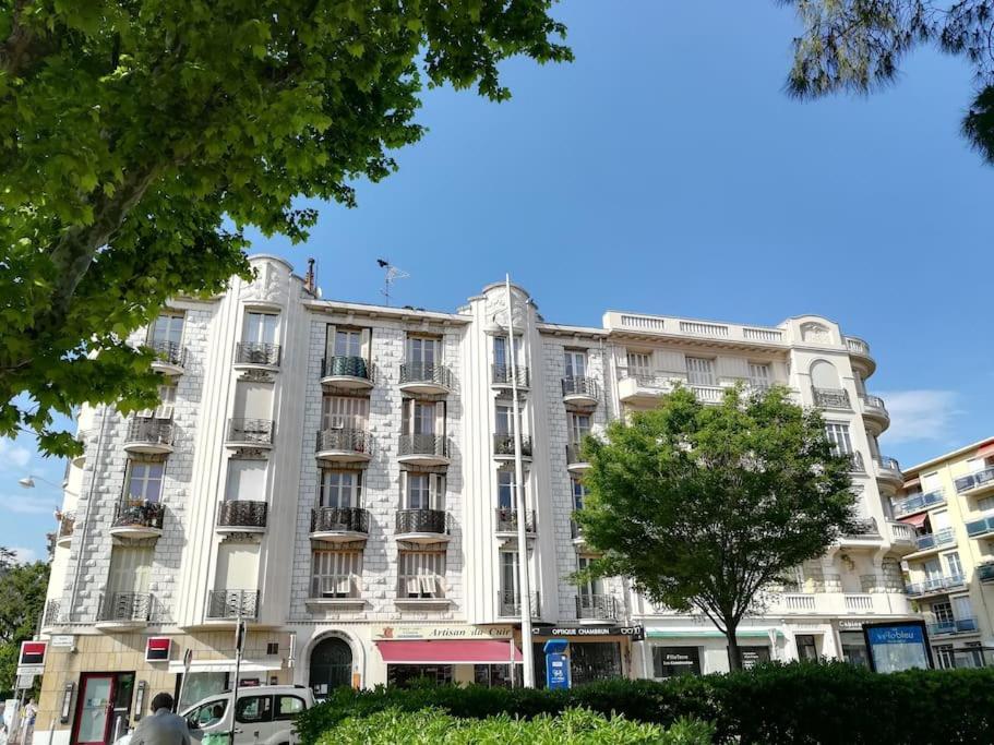 Spacieux 4 Pieces De Type Bourgeois Art-deco * Nice