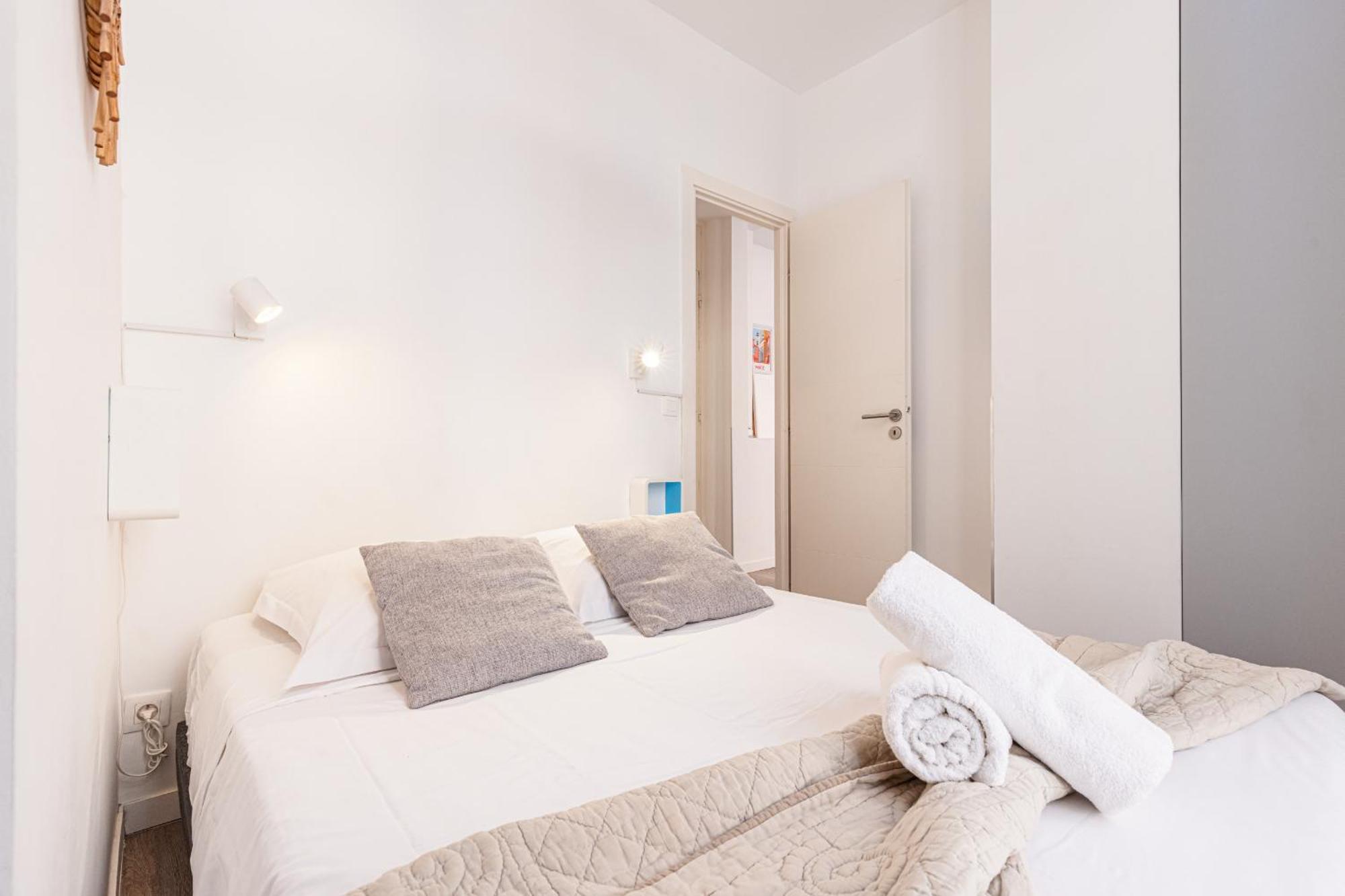 Apartment Large Terrace 1 Bdr Near Garibaldi Square