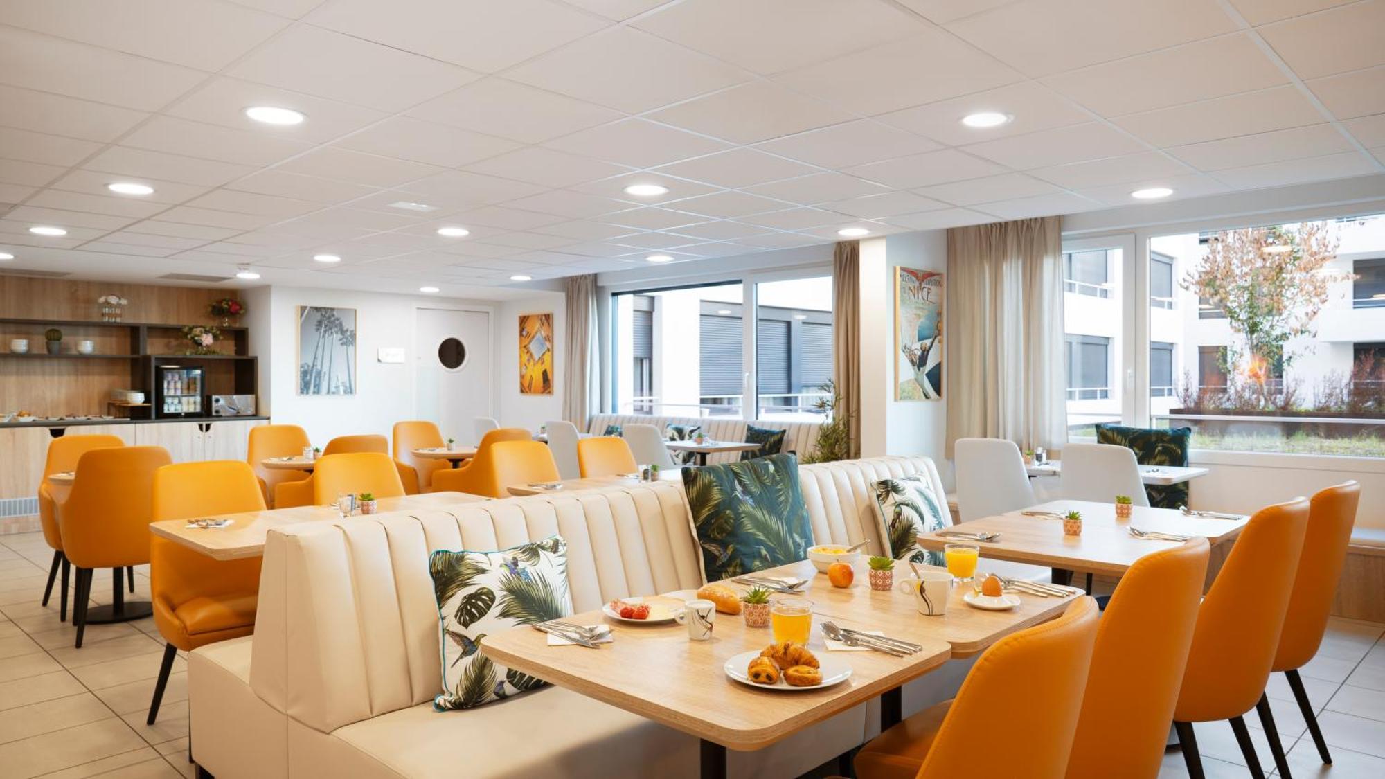 Residhome Aeroport Nice