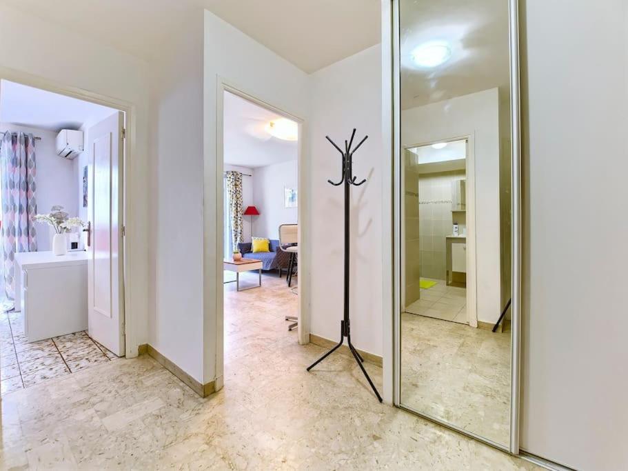 Apartment Superbe Pres De La Gare-clim-wifi-espace Dedie Au Travail