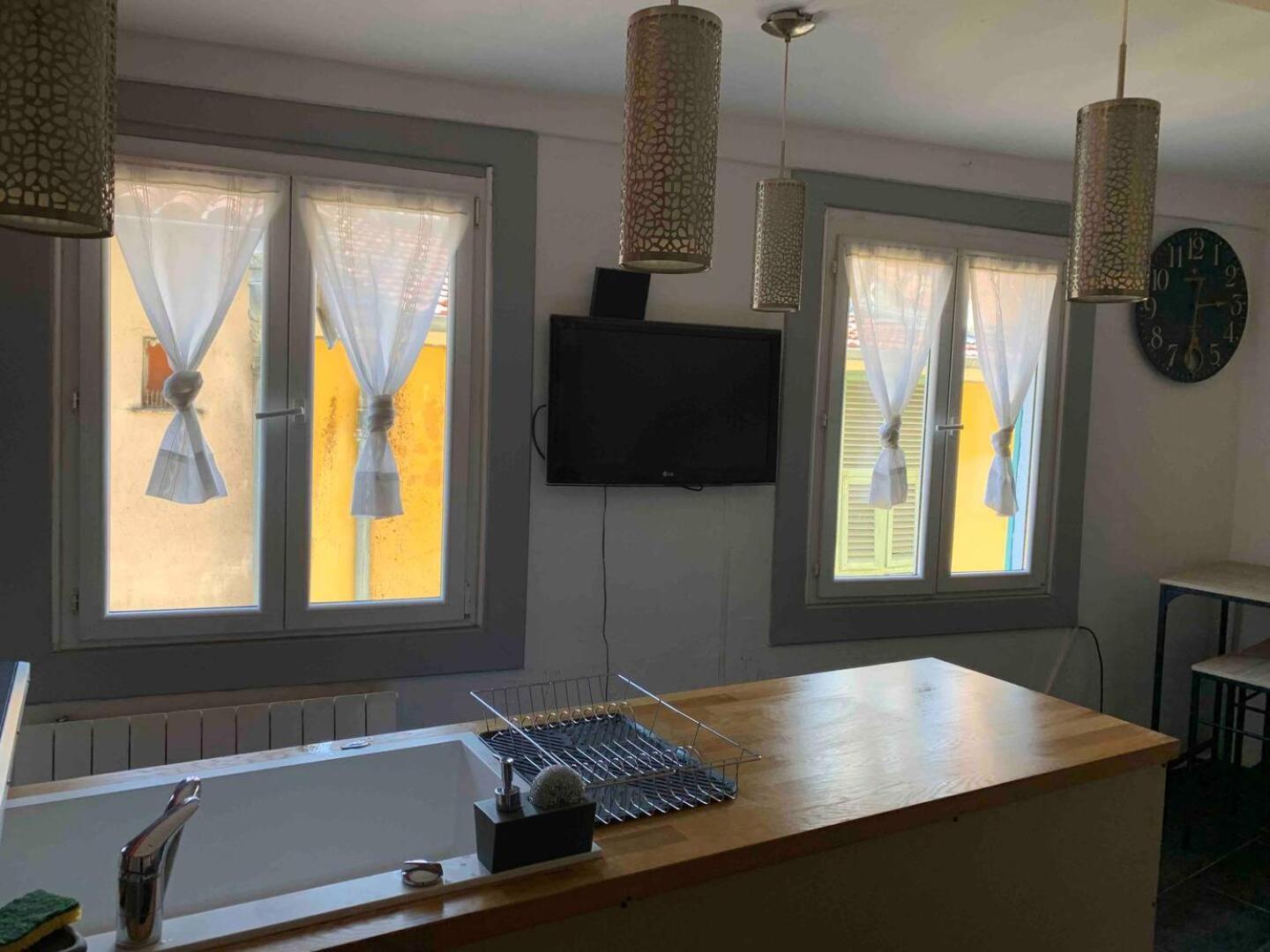 Apartment Cosy Sweet Space In Paradise - 5min From The *