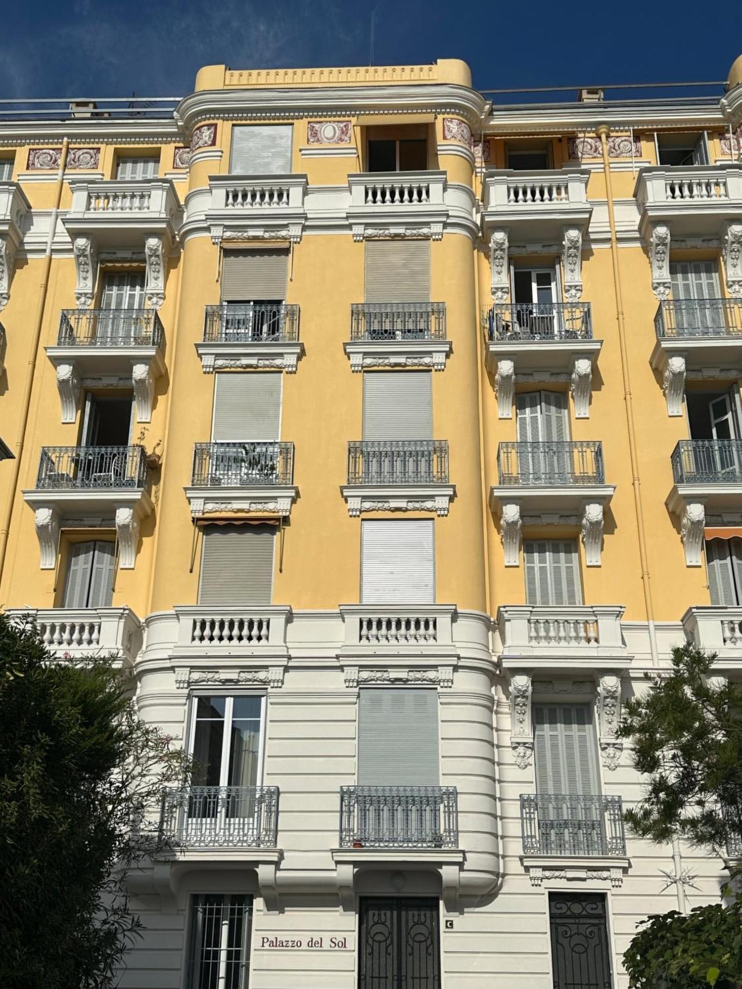 219 Promenade Apartment