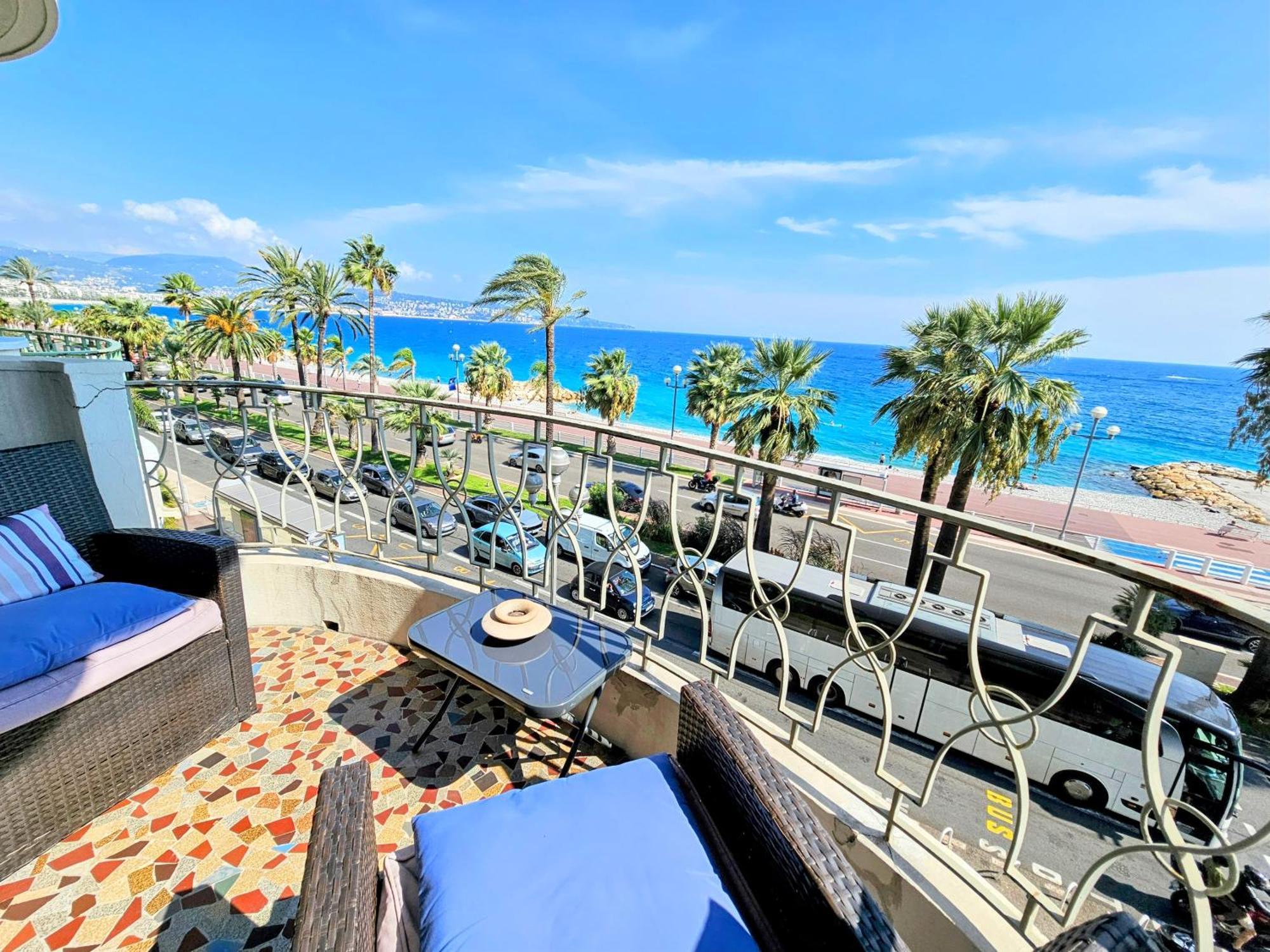 Apartamento Promenade Sea Front *