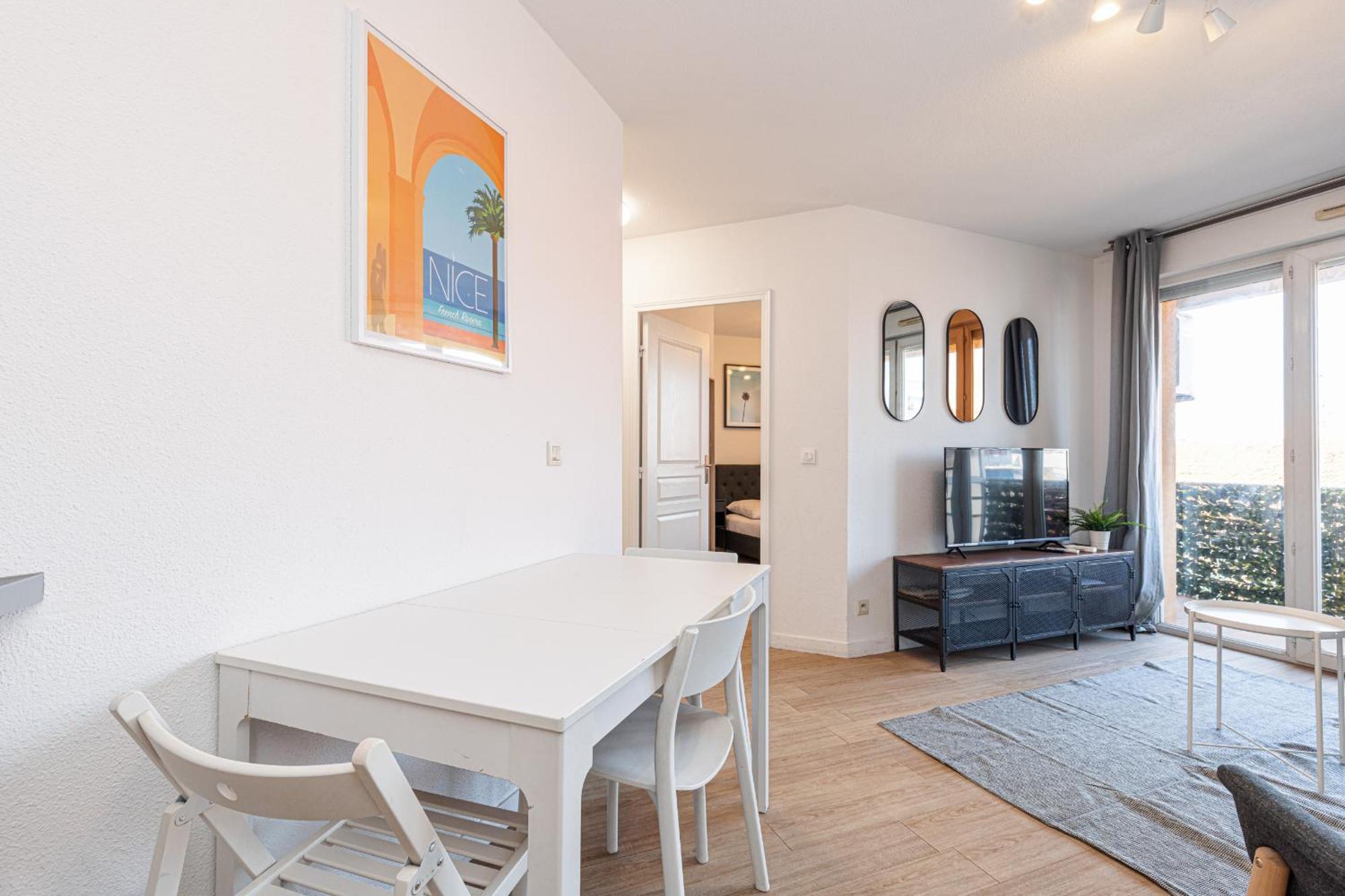 68 Arson - Appt 2 Pieces Dernier Etage - Terrasse - Parking * Nice