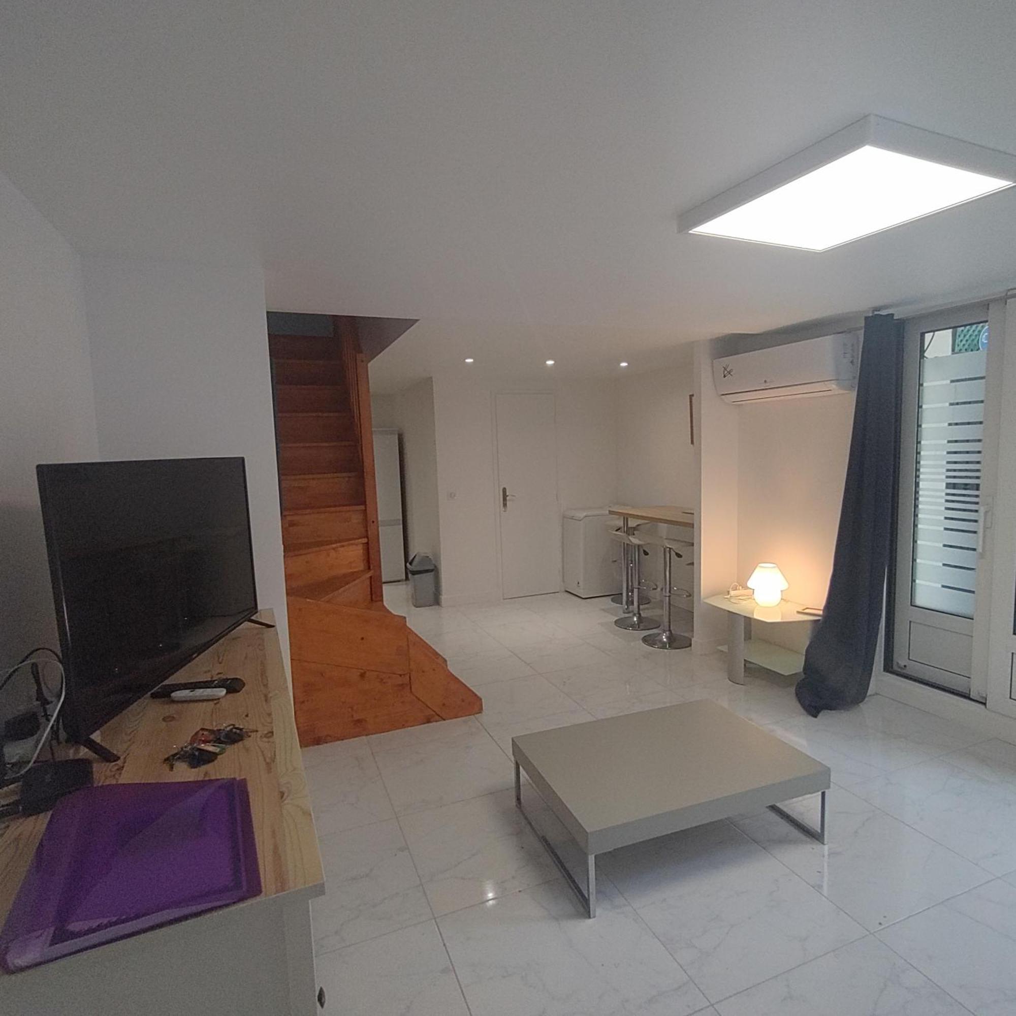 St Joseph Cosy With Ac Centre Apartment *