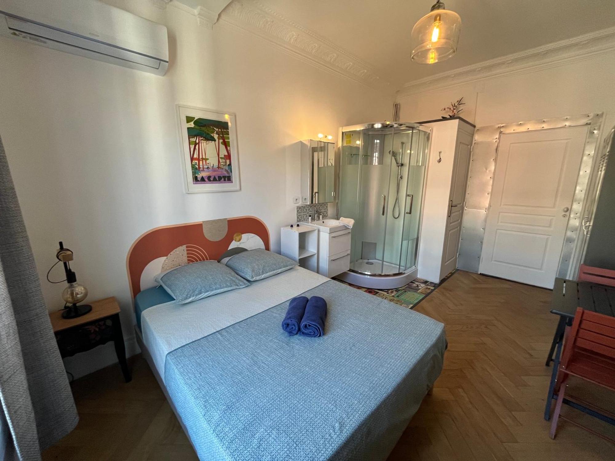 Homestay Les De Cedric Iconic Tram Gare Pour Personnes Calmes Nice