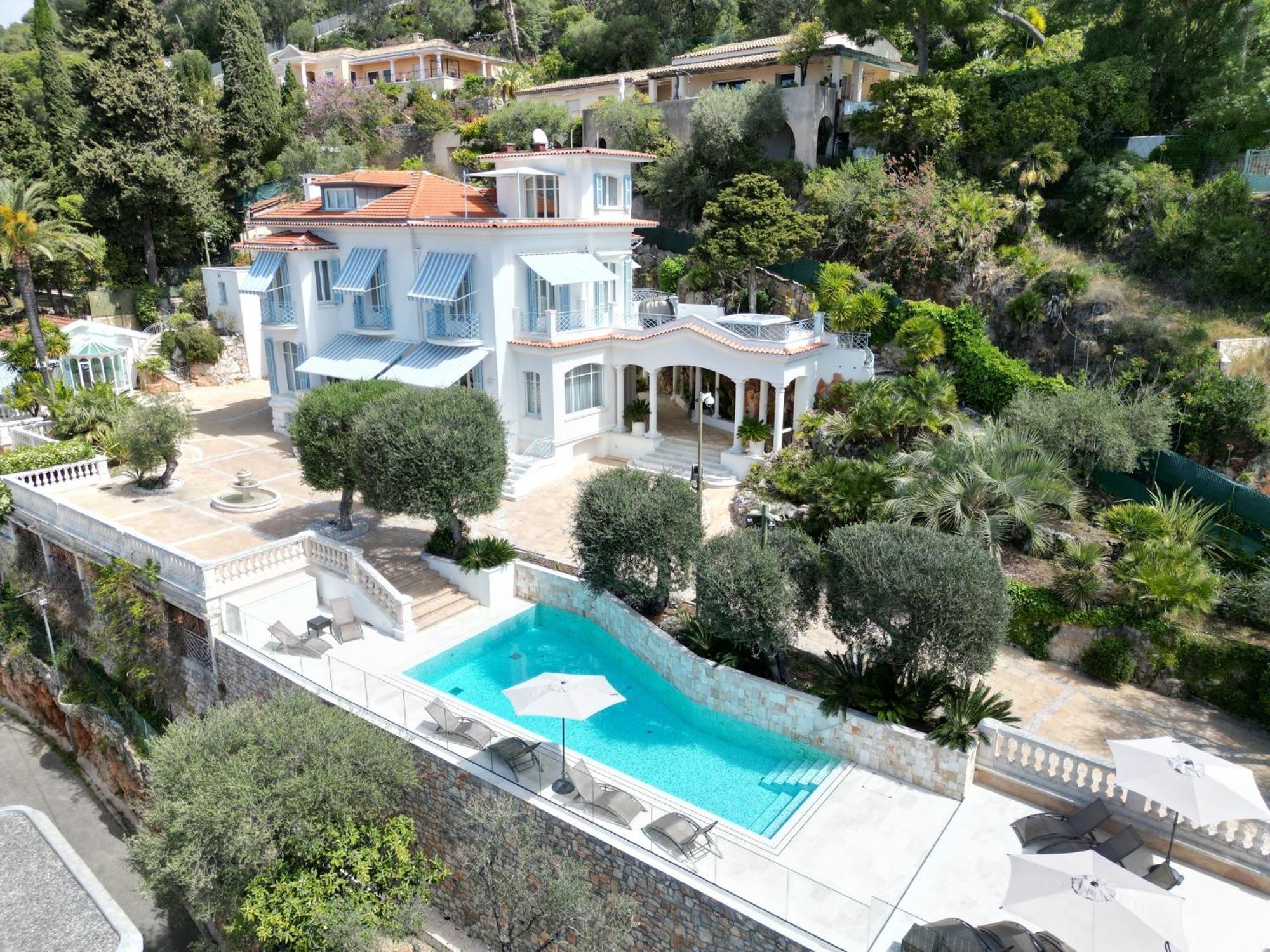 Pousada Luxury At Mont Boron, Swimming Pool Overviewing The Bay