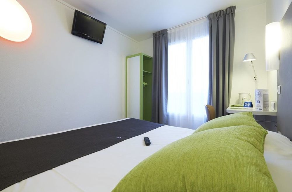 Campanile Centre Acropolis