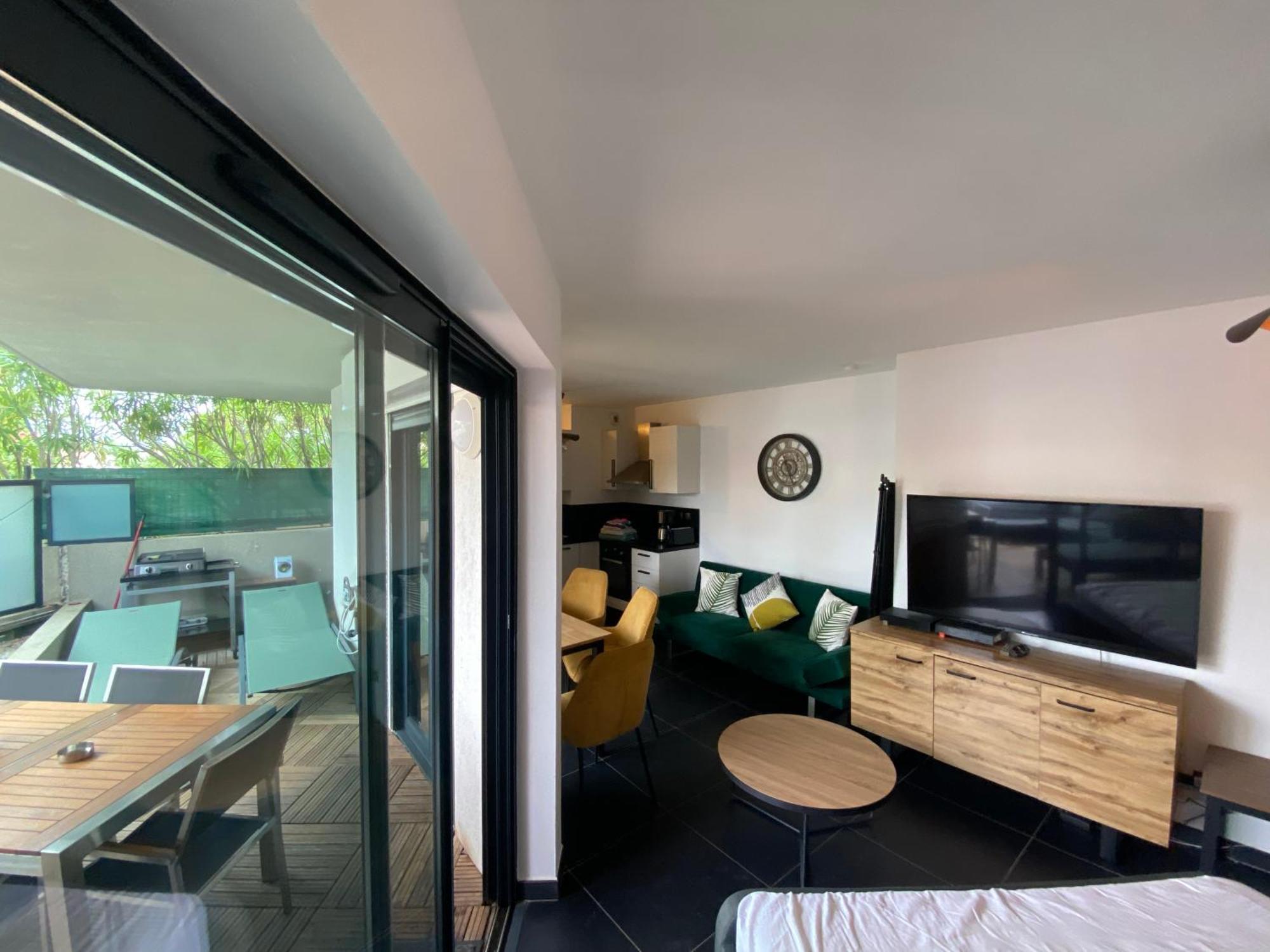 Nice, Splendide 4p Residentiel, Terrasse Vue Piscine , Garage *