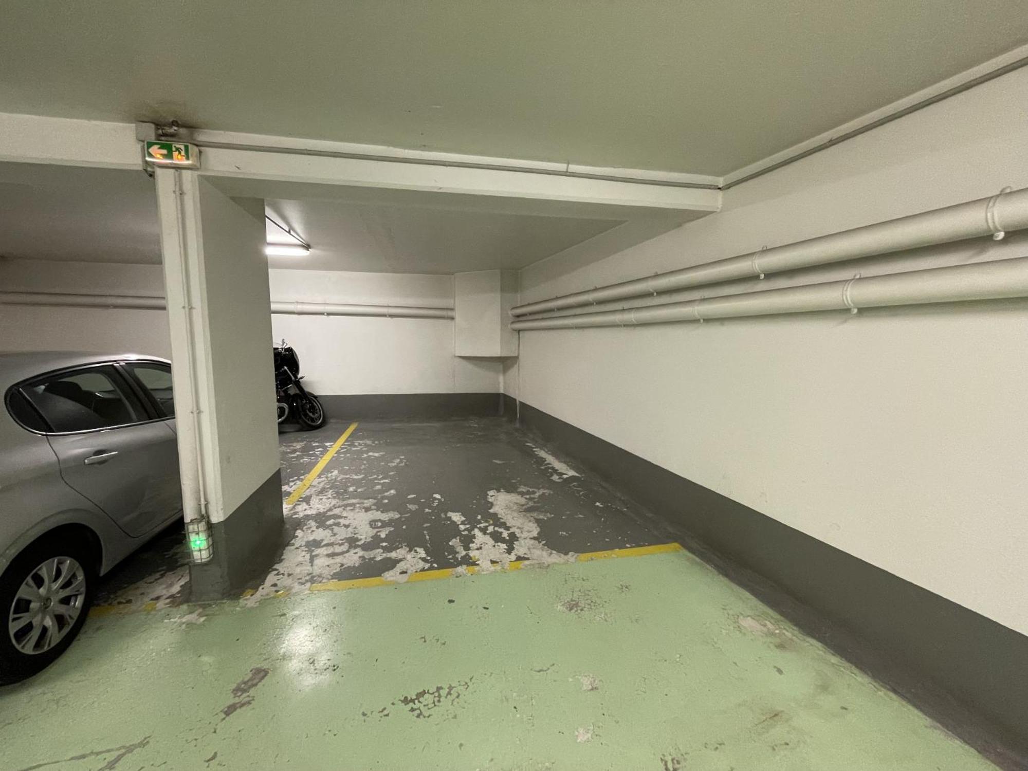 Comfort And Style 2 Bedroom Ac & Large Patio Near Sea *