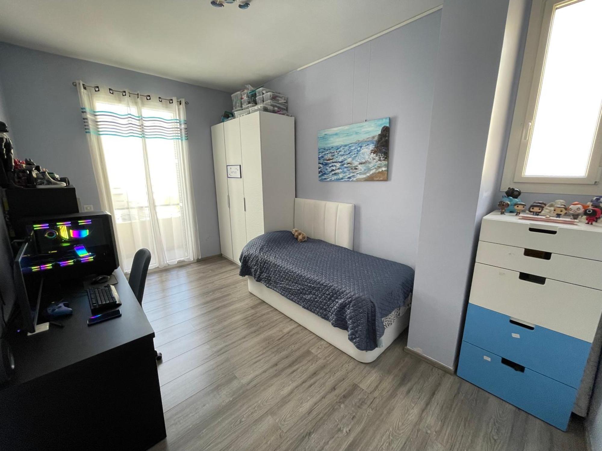 Apartment Derniere Etage Sur La Promenade!