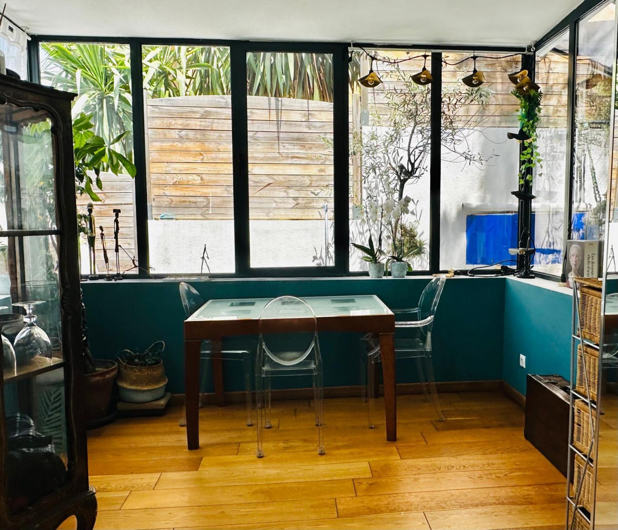 Iris Villa Nice