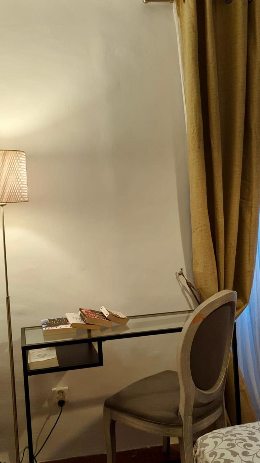 Typique - 2 Bedrooms,typical Apartment-old Town *