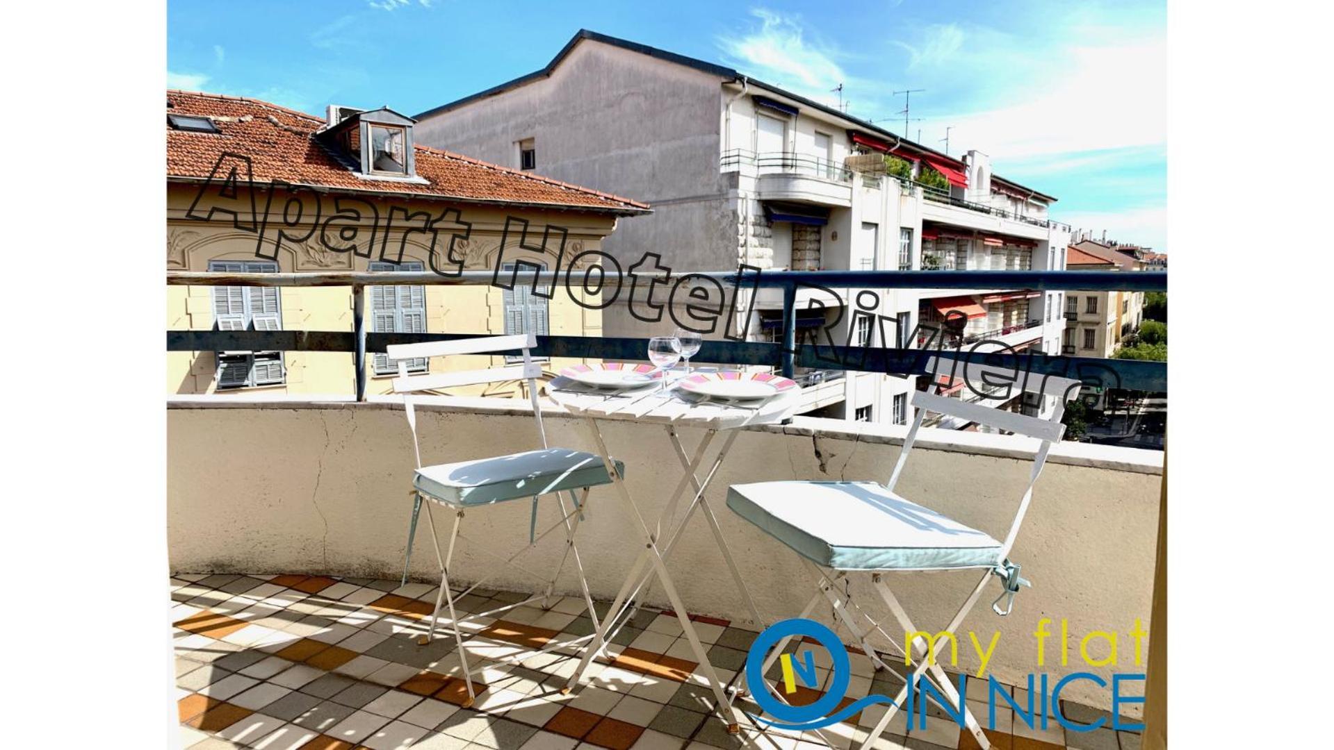 Riviera - Grimaldi: Carre D'or Balcony Near Promenade *