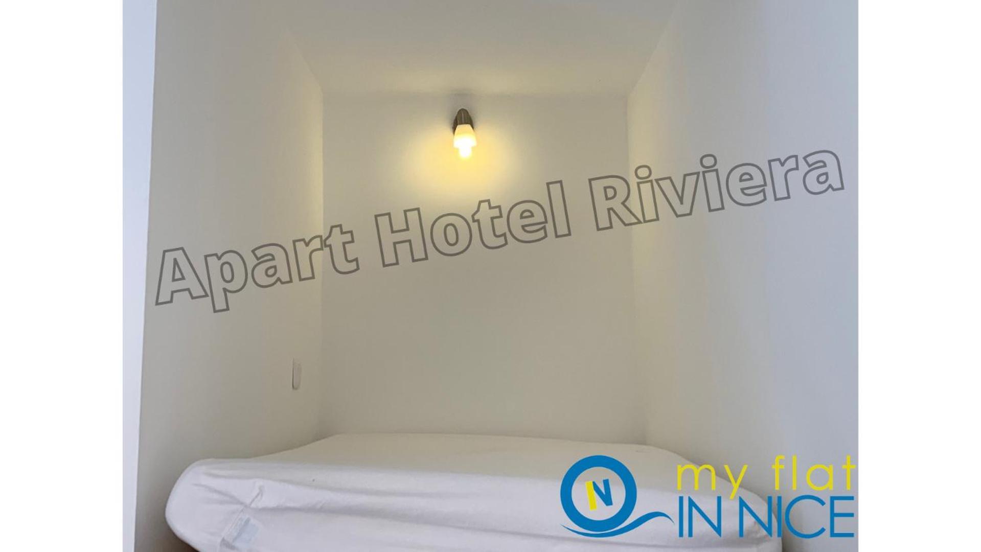 Riviera: Vieille Elegance Near Promenade Des *