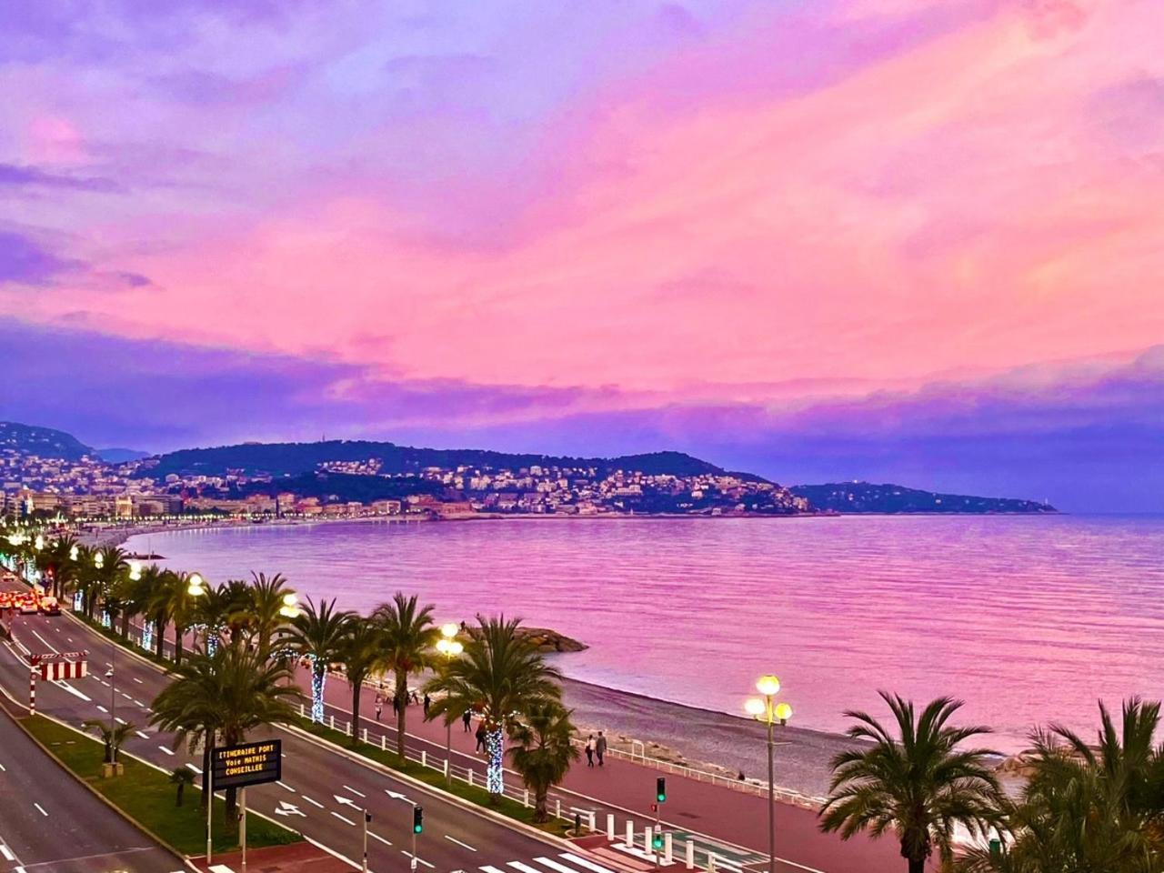 Riviera: Promenade Des Anglais Seaview Terrace *