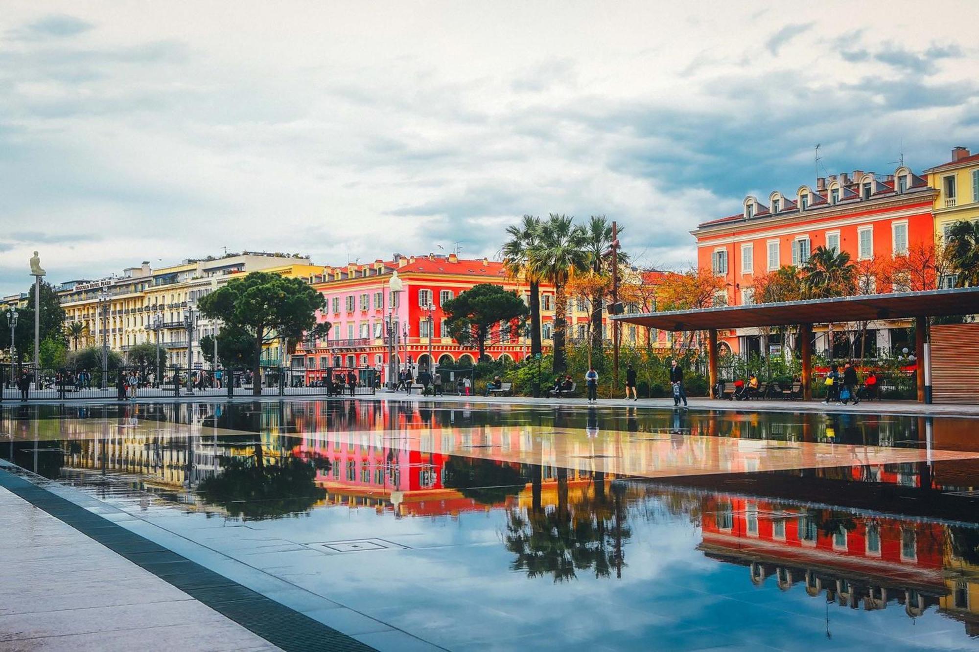 Apartment Riviera: Spacious Old Town Near