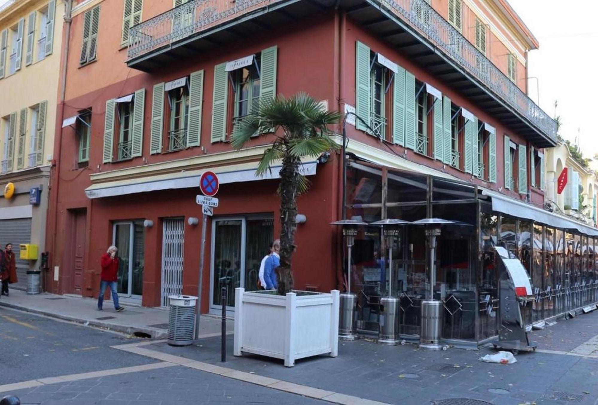 Riviera Nice: Old Town With Sea View Apartment Nice