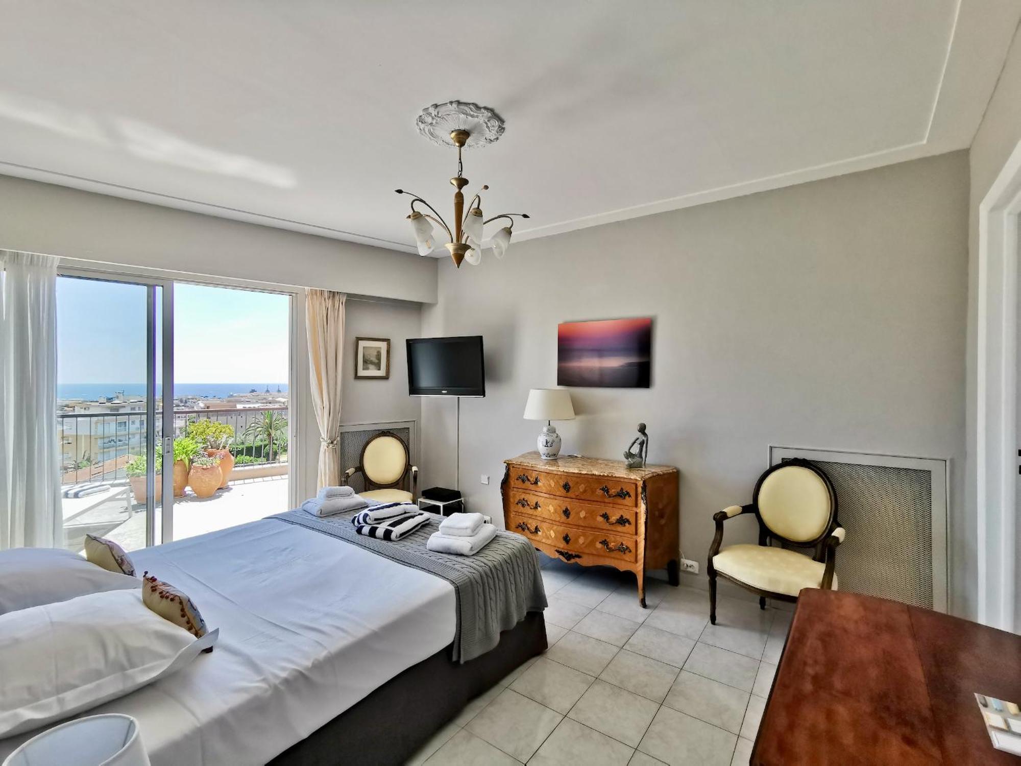 Valegrand Penthouse Sea View By Guys * Nice