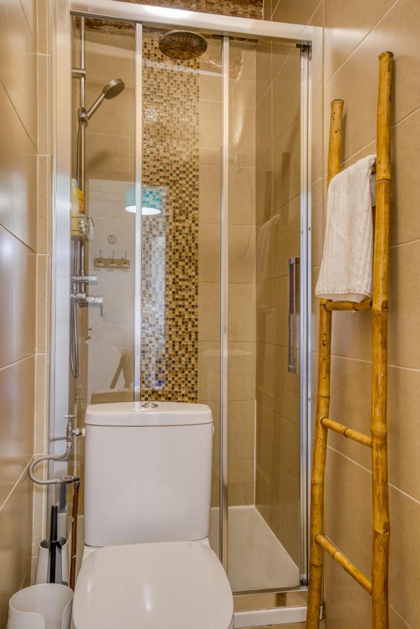 Apartment Typique - 2 Bedrooms,typical Apartment-old Town