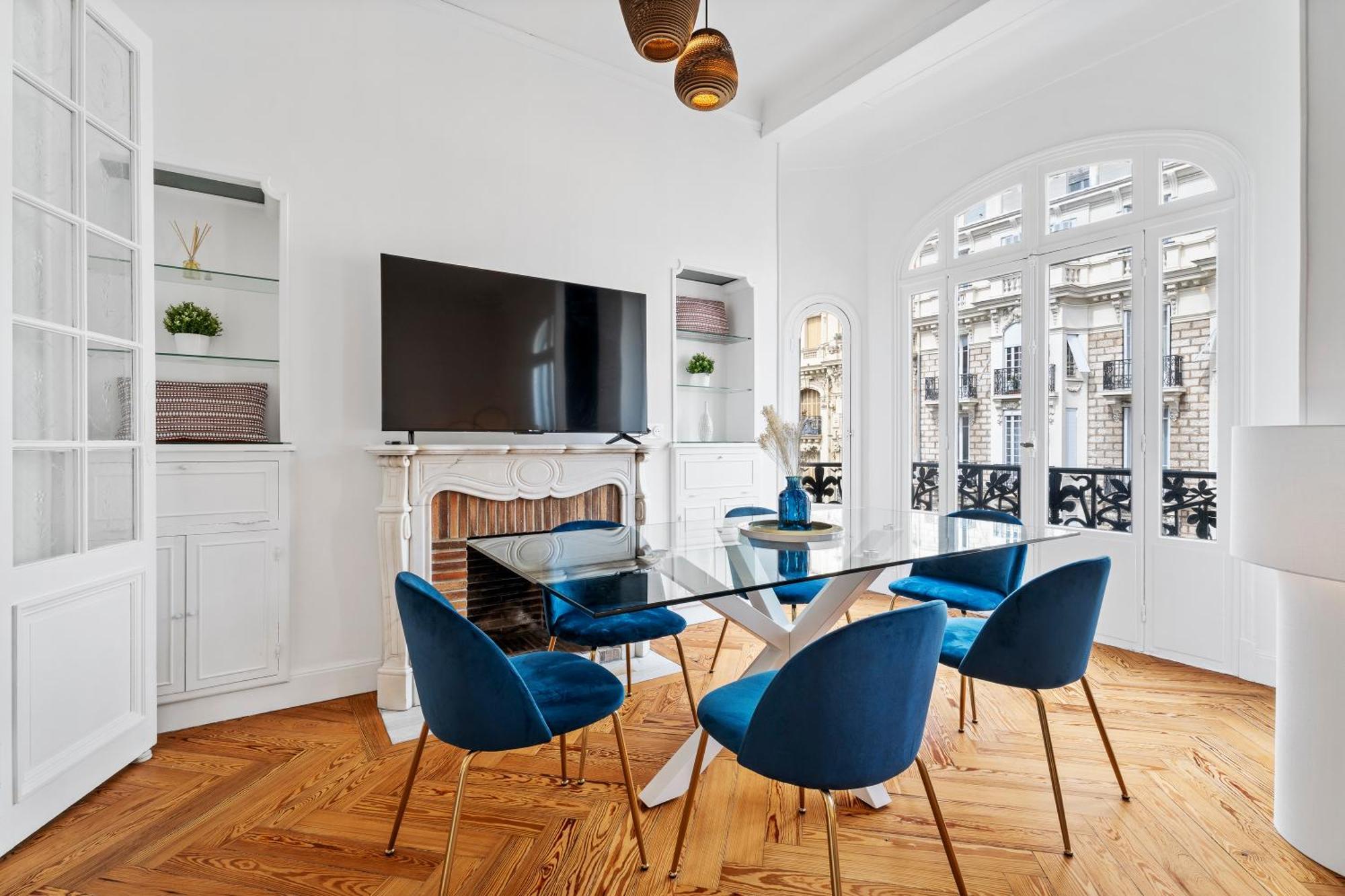 Renting - Foch - Luxury Bourgeois & Design At The Heart Of * Nice
