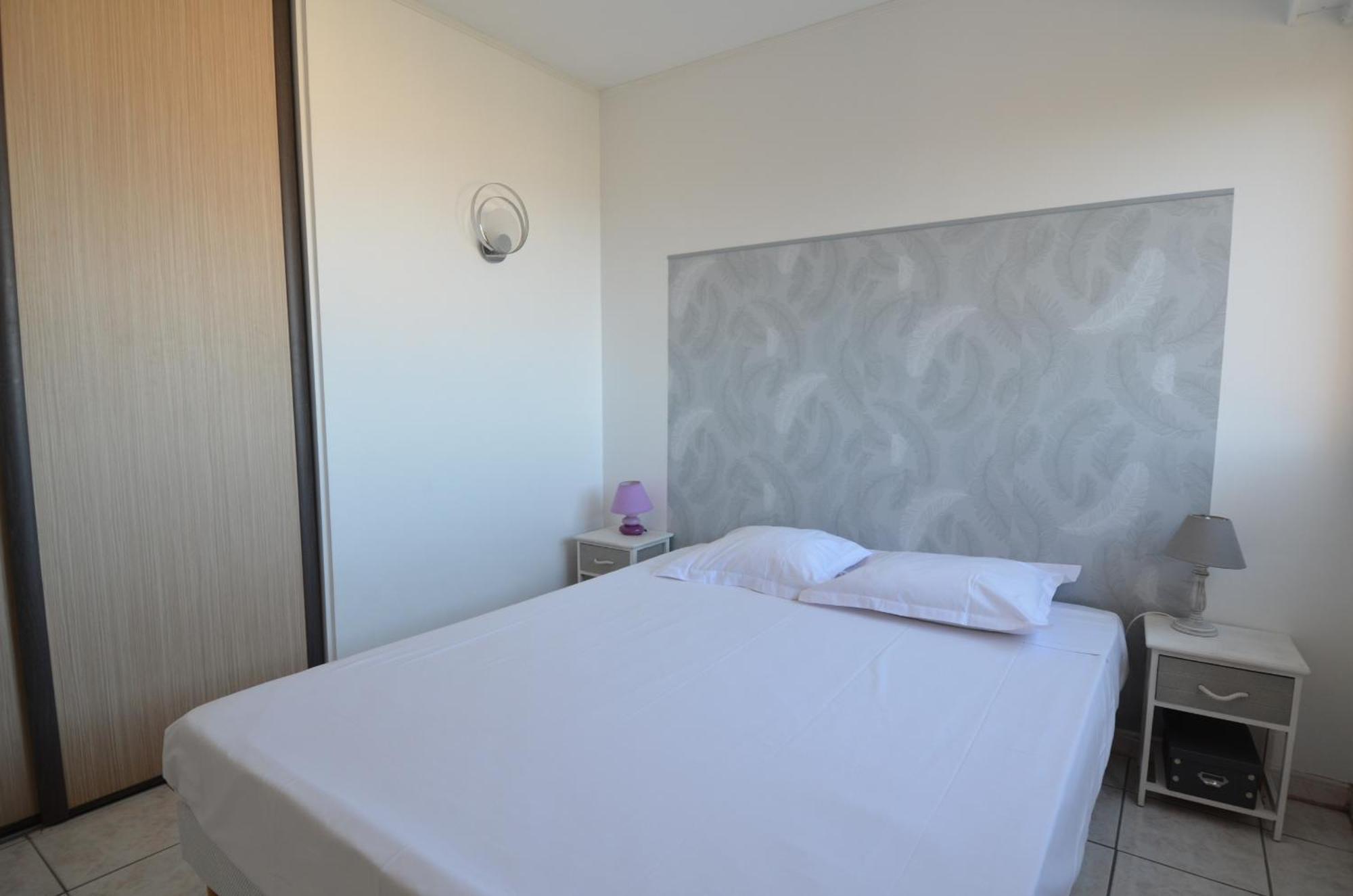 Babylone - Vue Panoramique Avec Piscine Pour 6 Personnes A Quartier Pessicart Apartamento