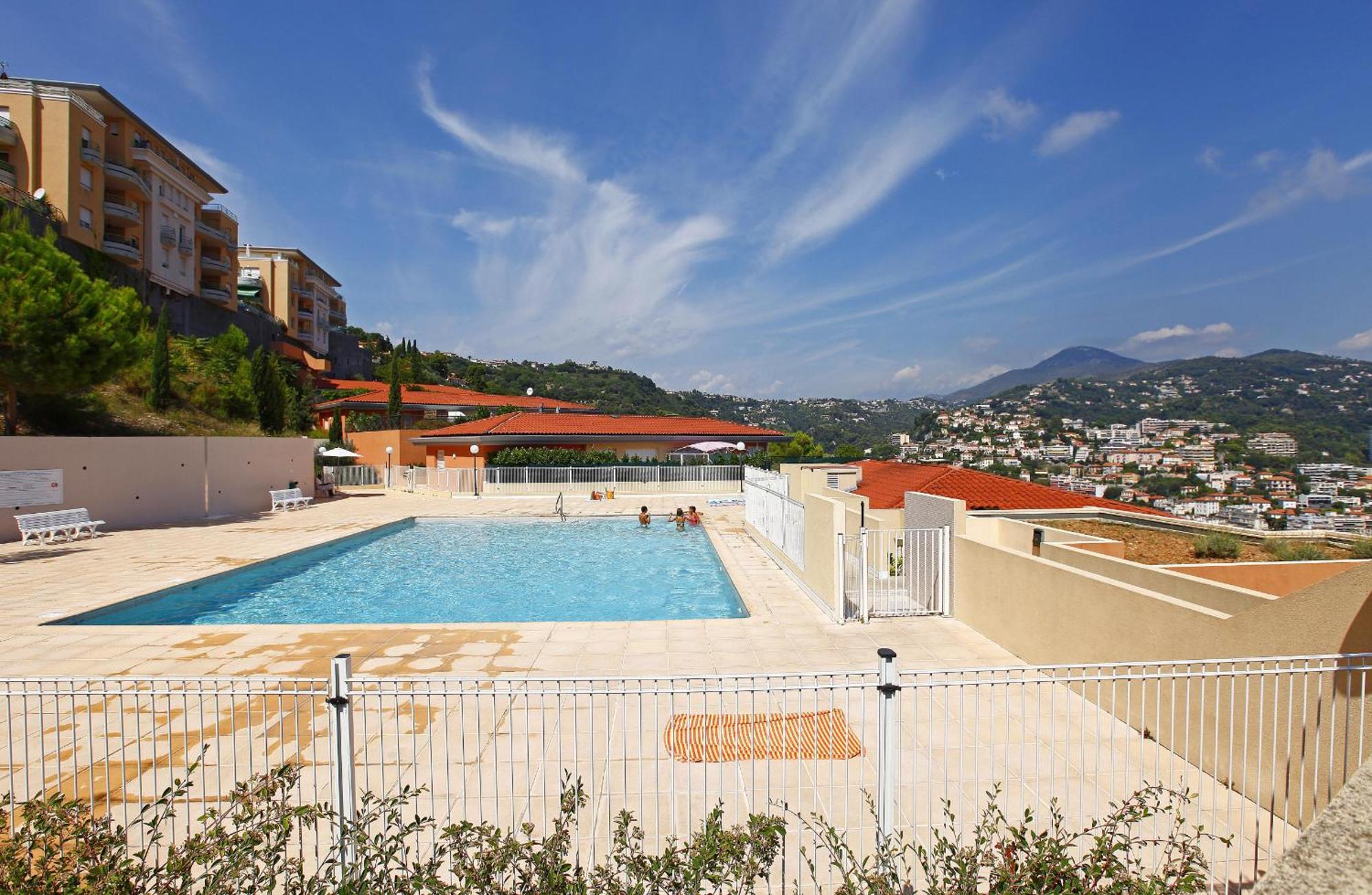 Babylone - Vue Panoramique Avec Piscine Pour 6 Personnes A Quartier Pessicart *